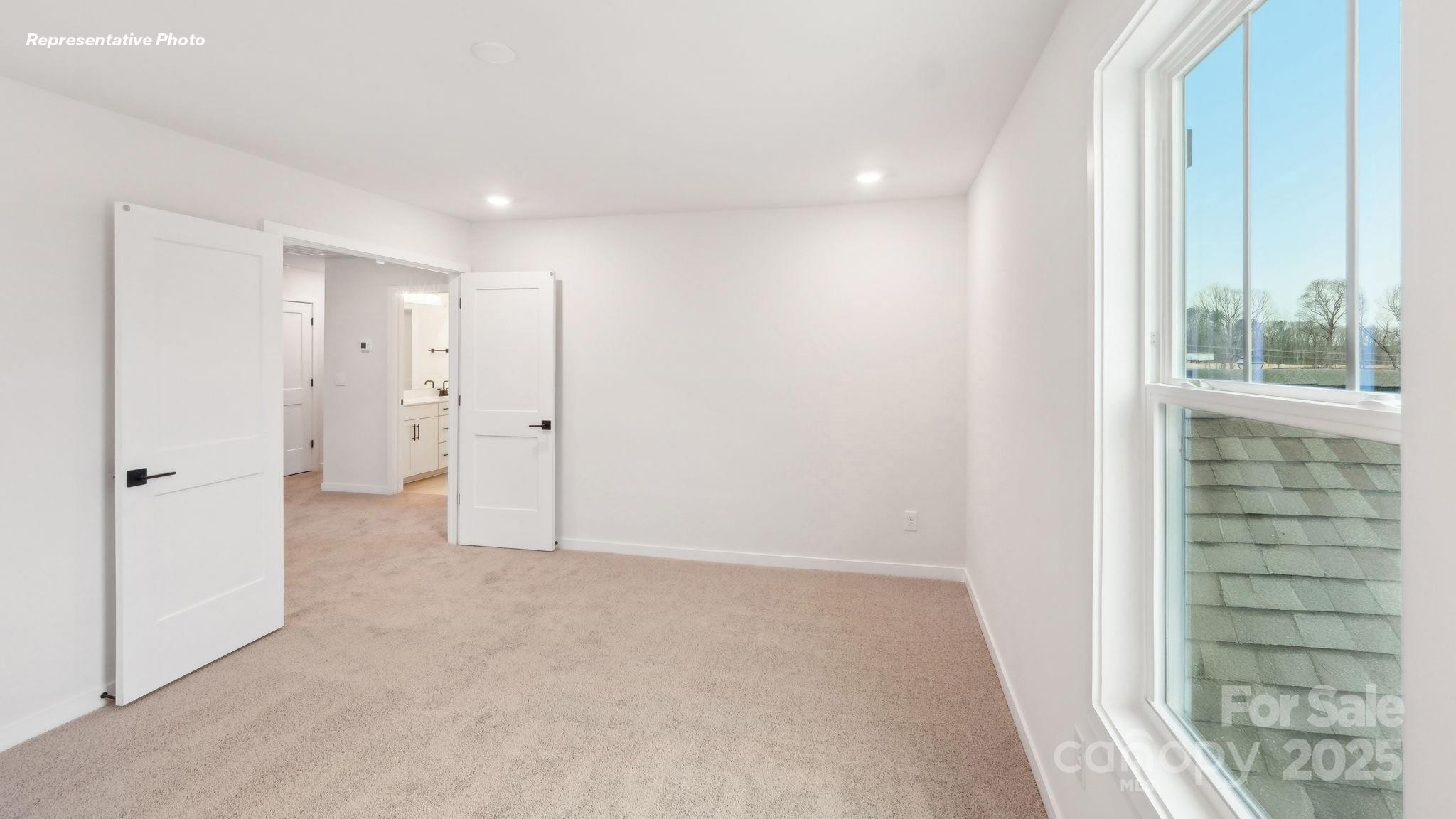 2233 Keppel Court — York