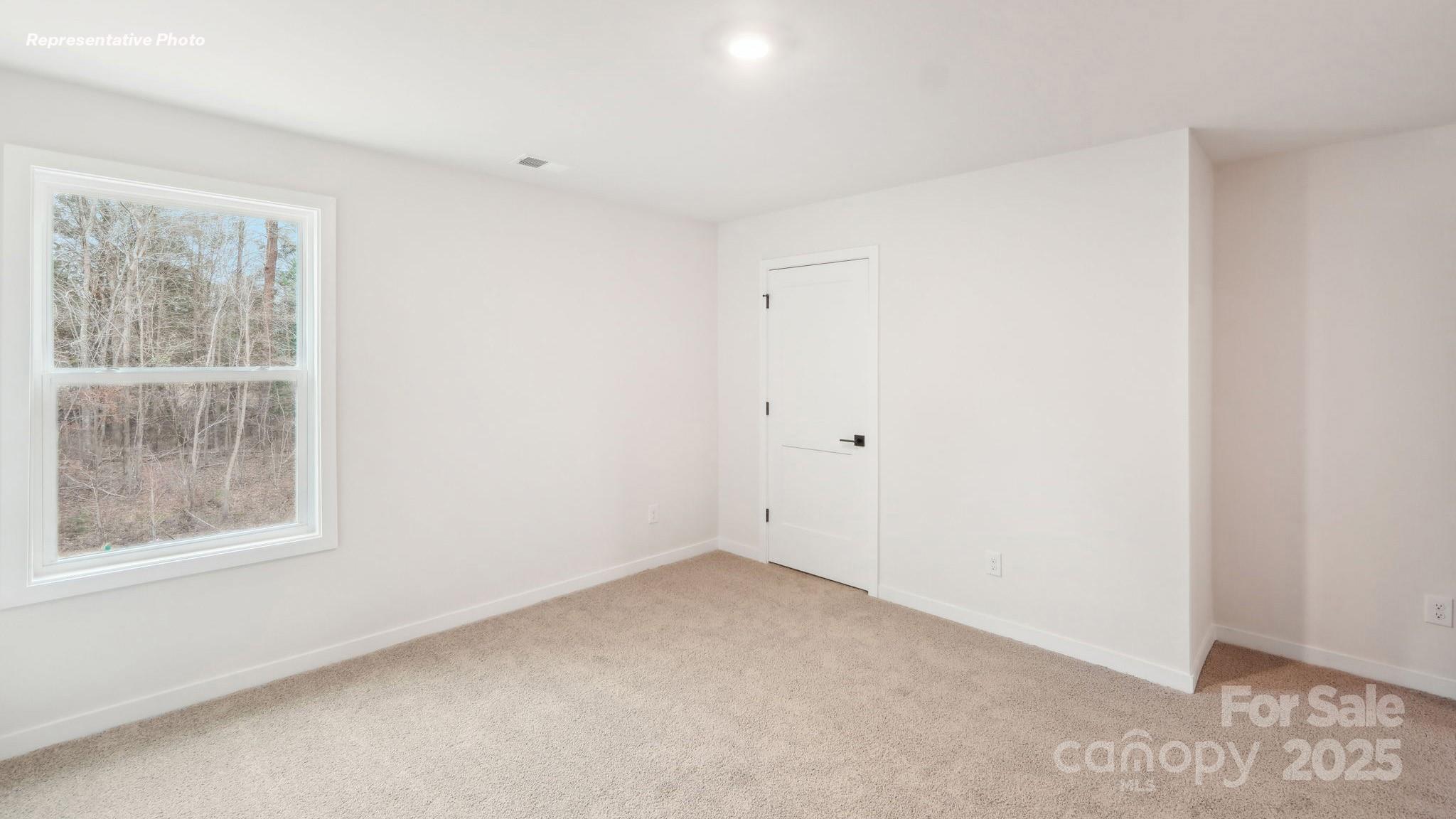 2233 Keppel Court — York