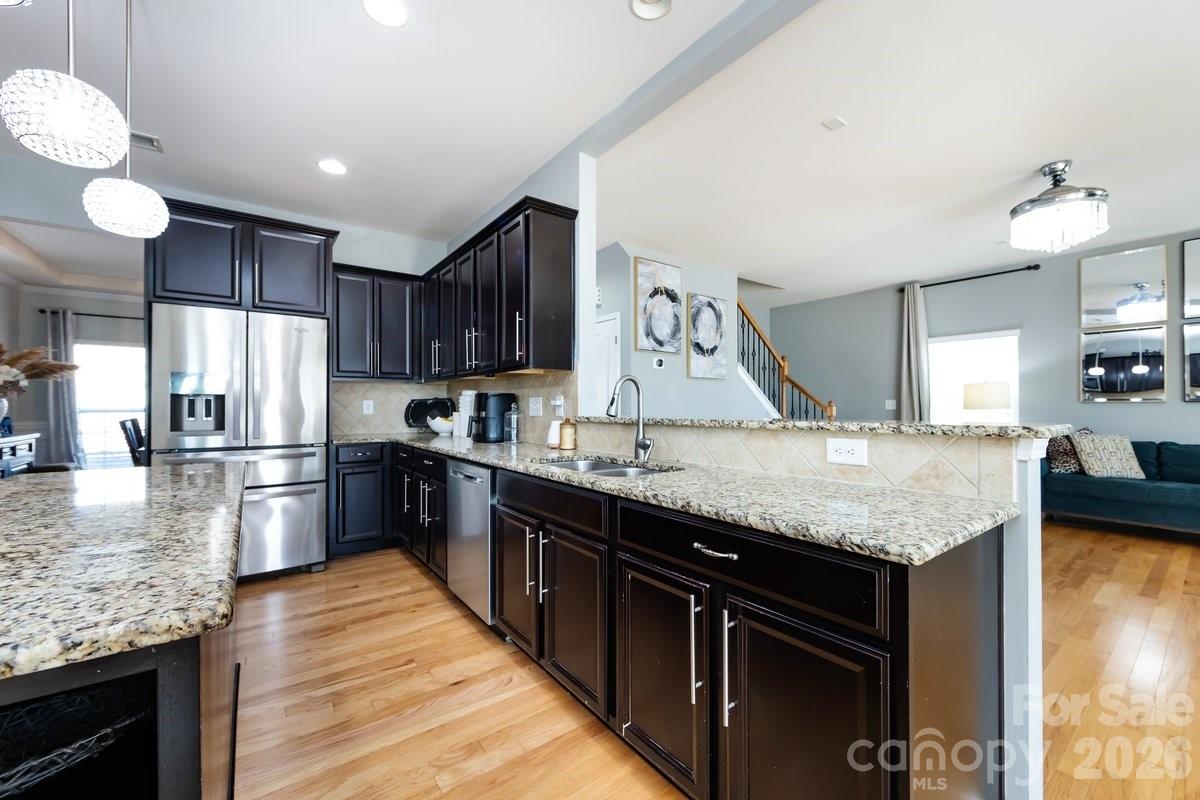 8931 Happiness Road — Harrisburg