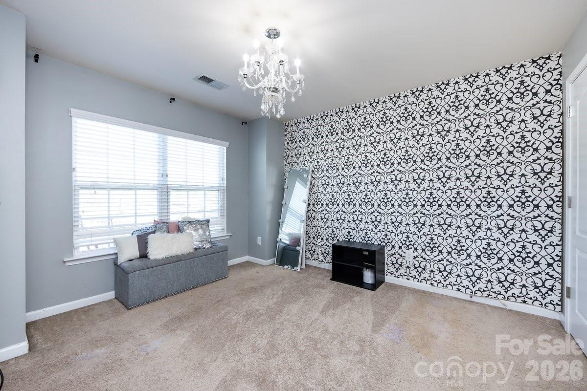 8931 Happiness Road — Harrisburg