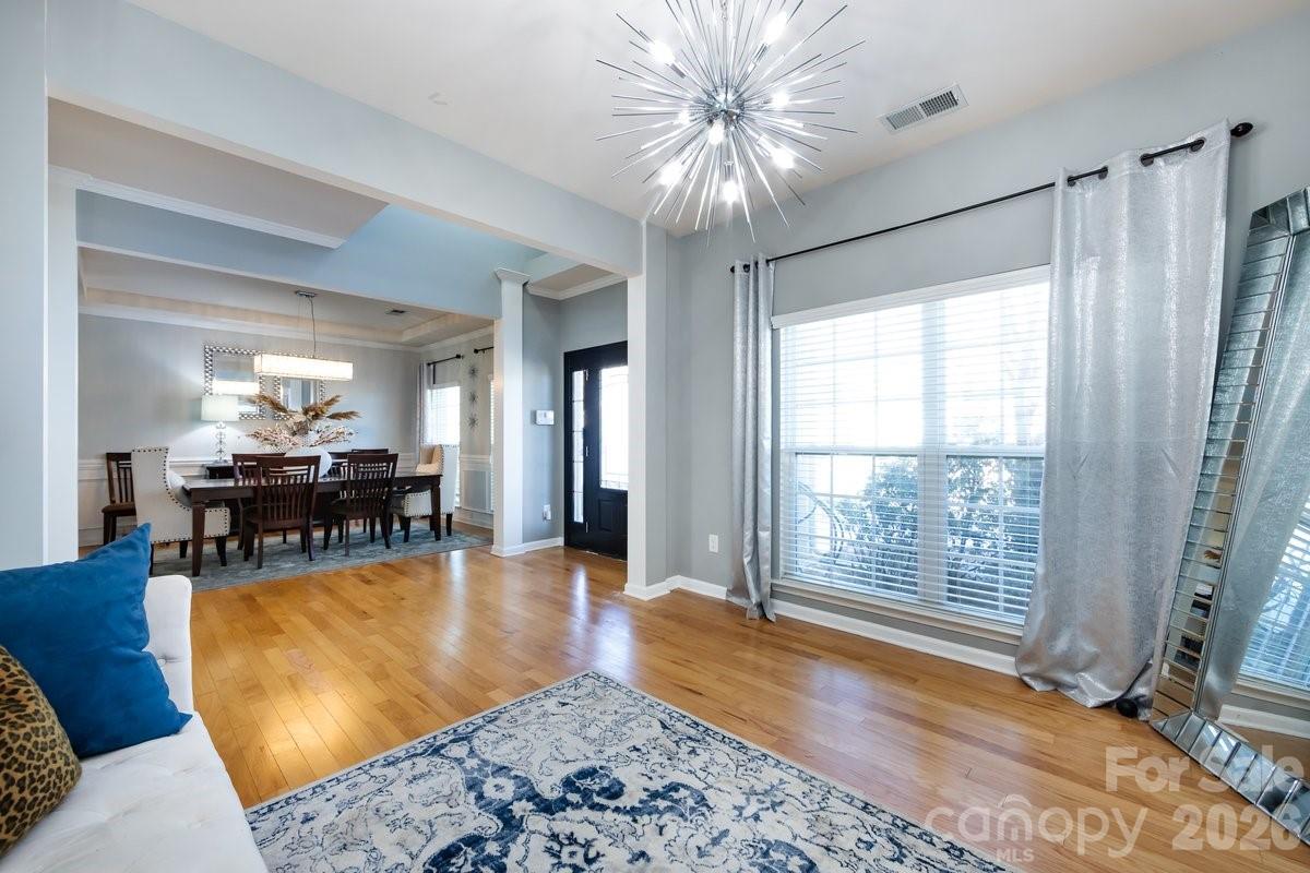 8931 Happiness Road — Harrisburg