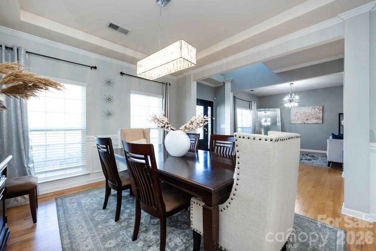 8931 Happiness Road — Harrisburg