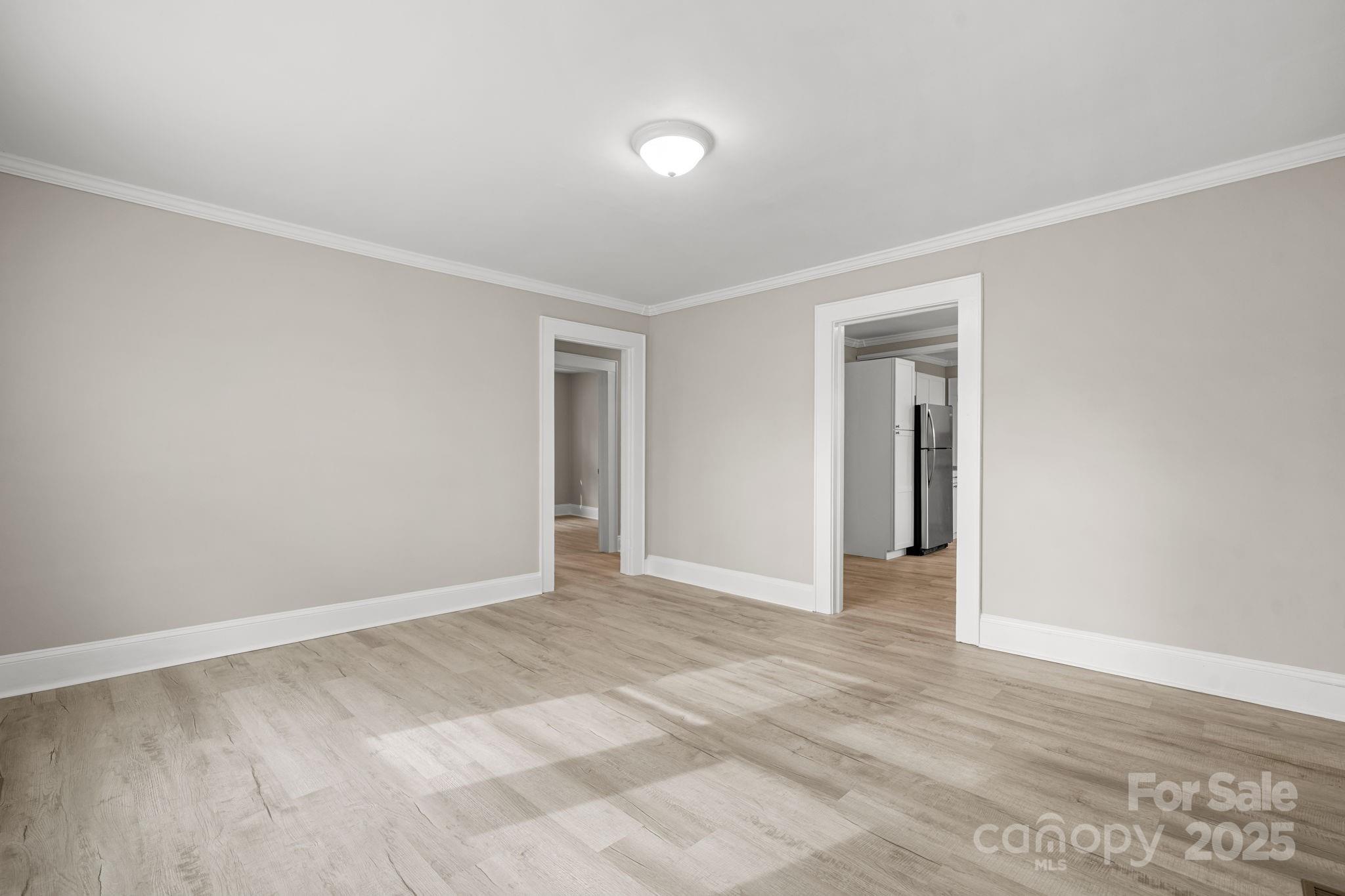 1529 4th Street NE — Hickory