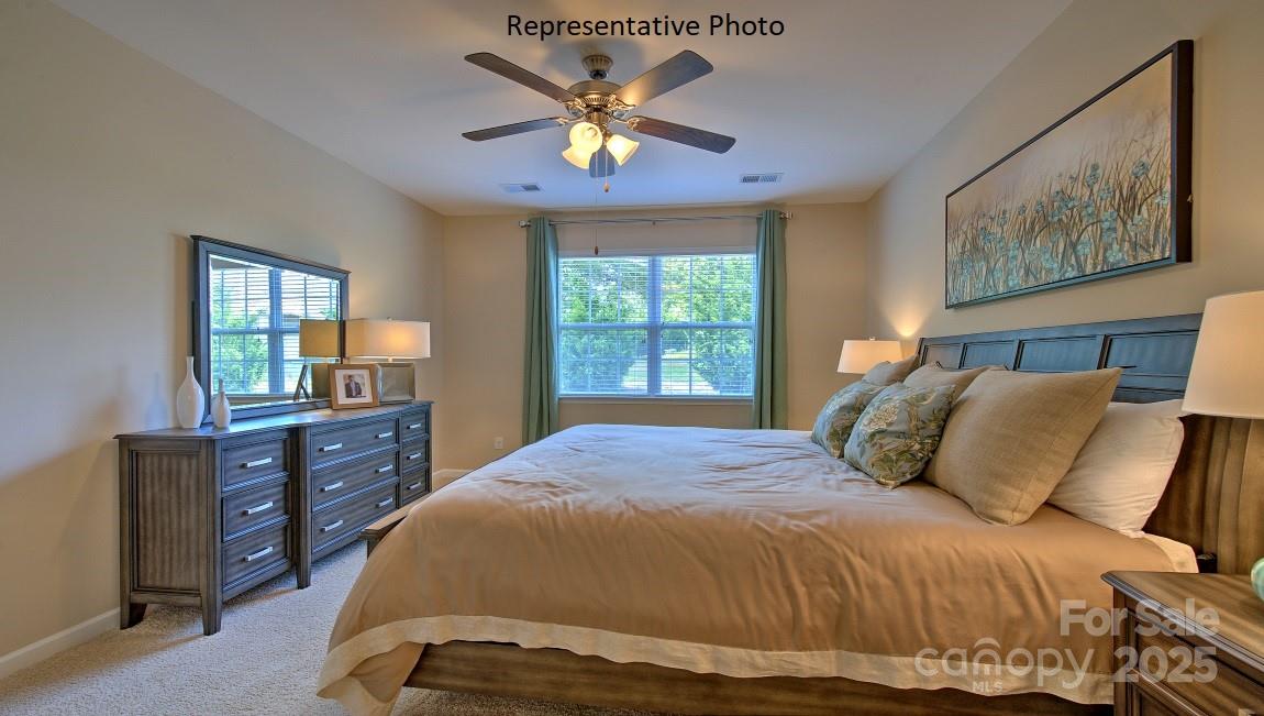 637 17th Avenue Drive NE — Hickory