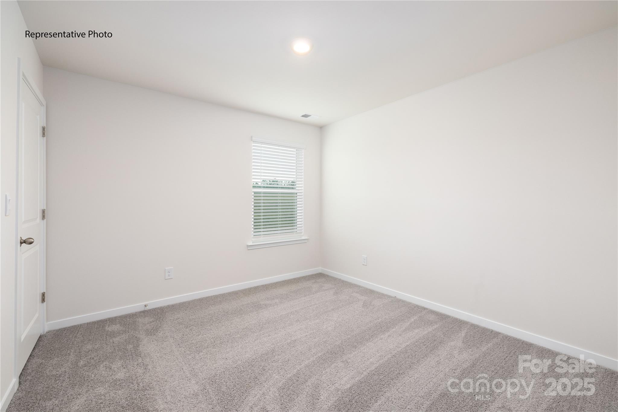1414 Mammoth Road — Hickory