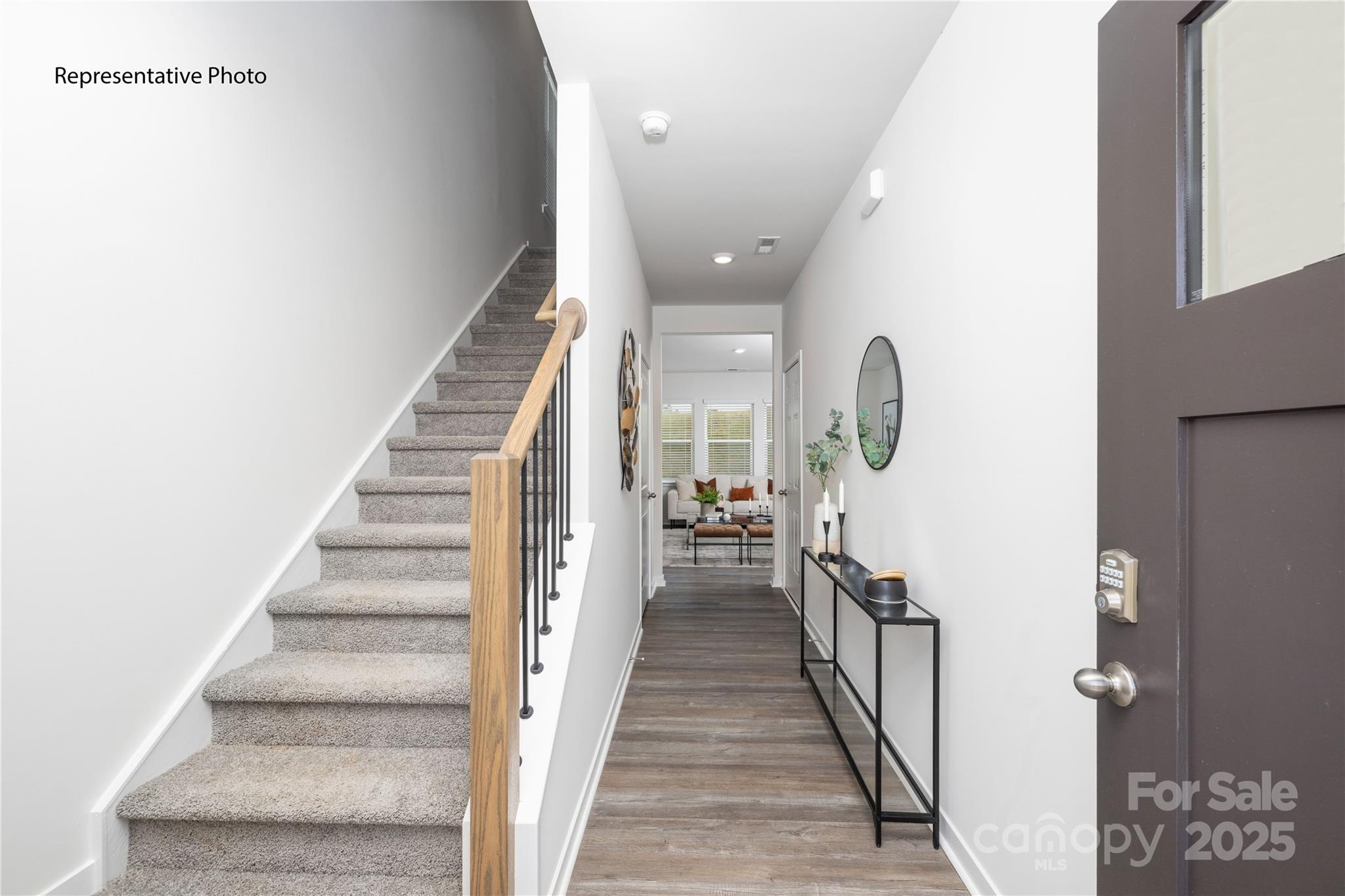 1414 Mammoth Road — Hickory