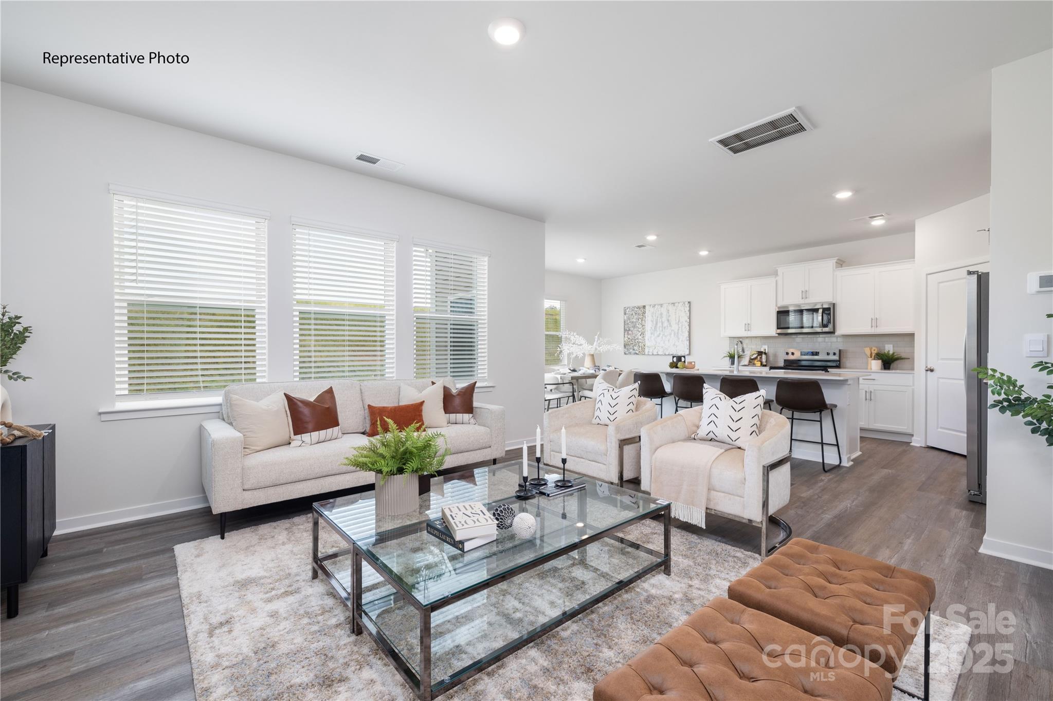 1414 Mammoth Road — Hickory