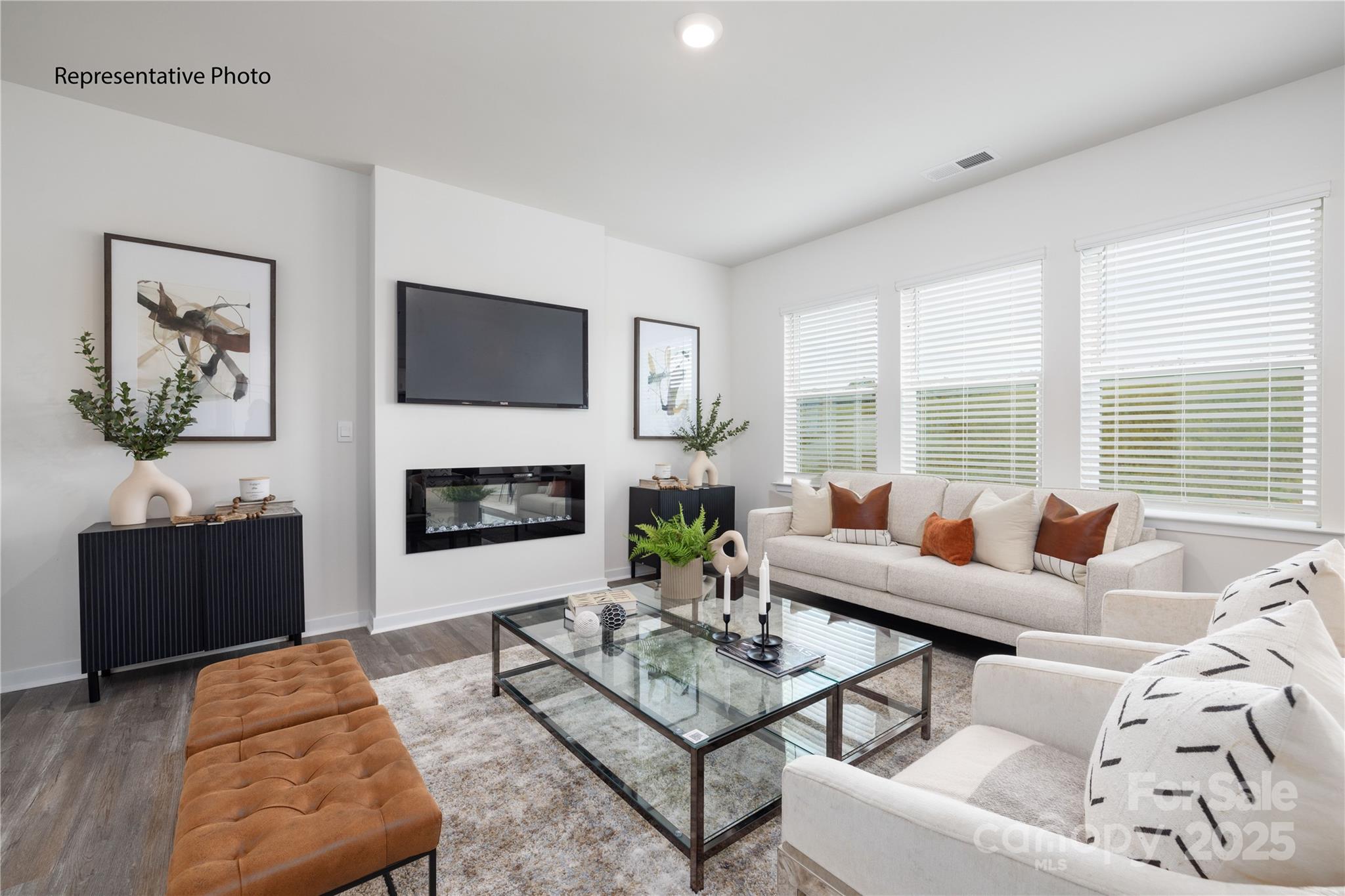 1414 Mammoth Road — Hickory