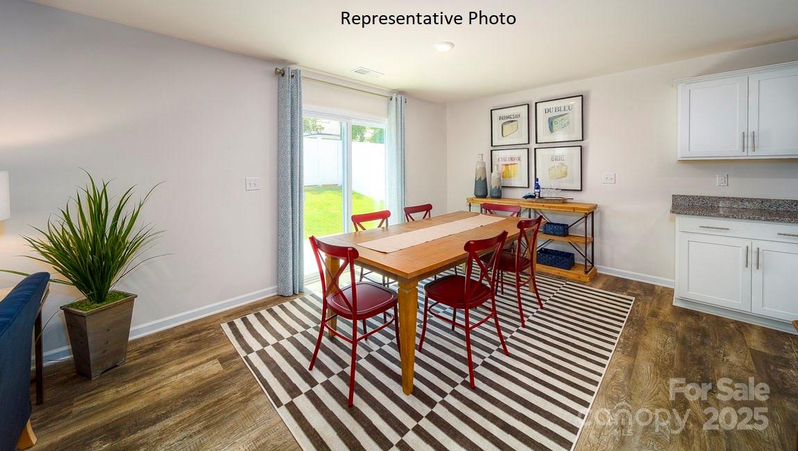1410 Mammoth Road — Hickory