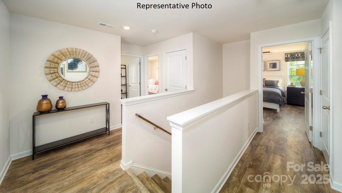 1410 Mammoth Road — Hickory