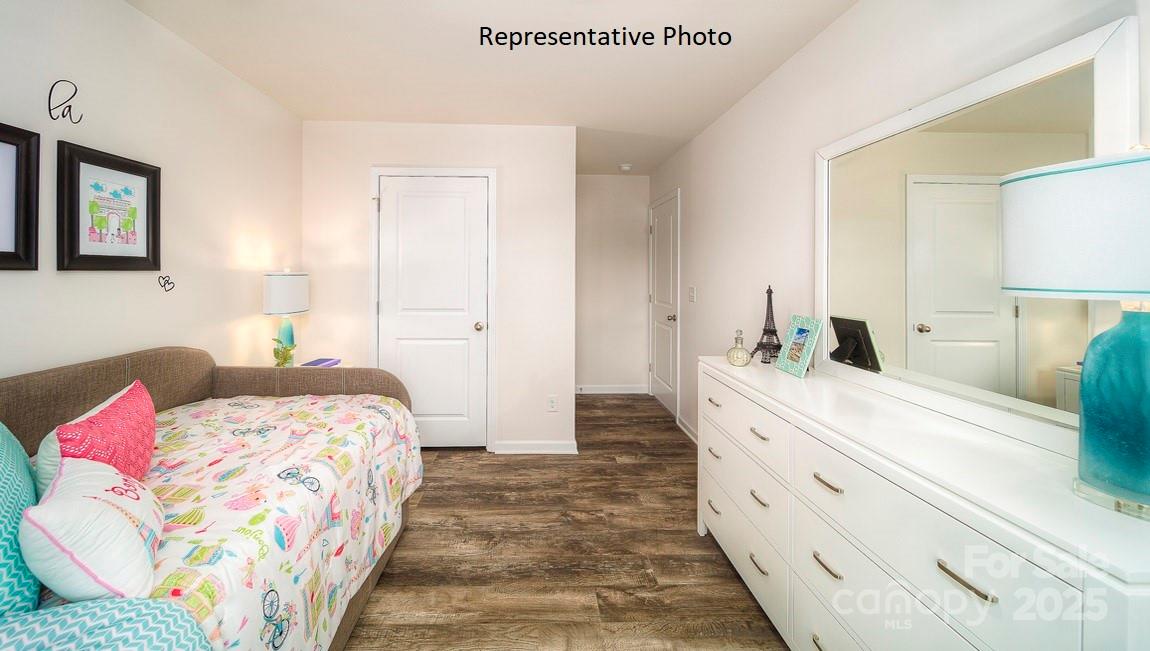 1410 Mammoth Road — Hickory
