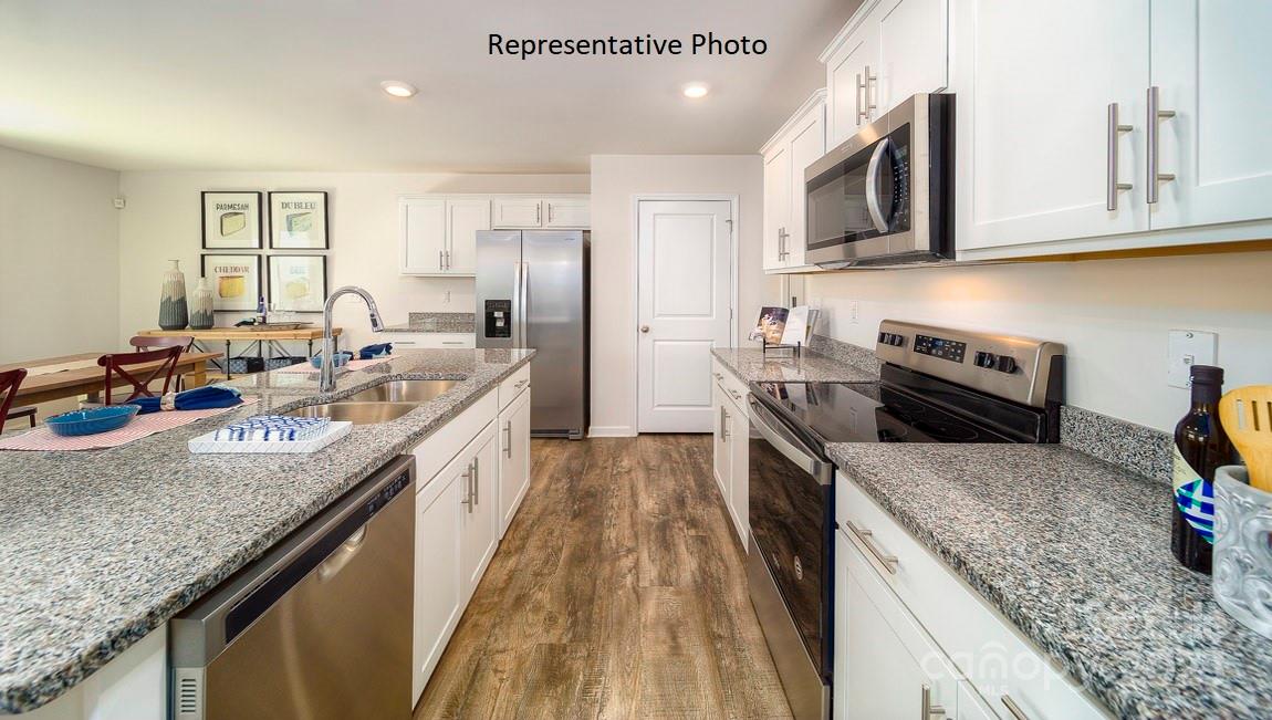 1410 Mammoth Road — Hickory