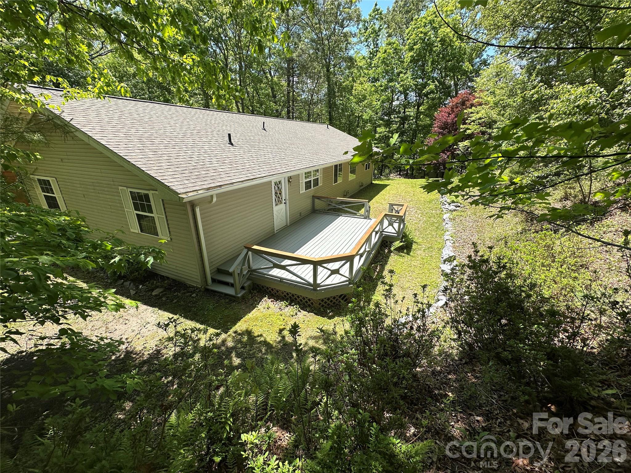 177 Country Road — Brevard