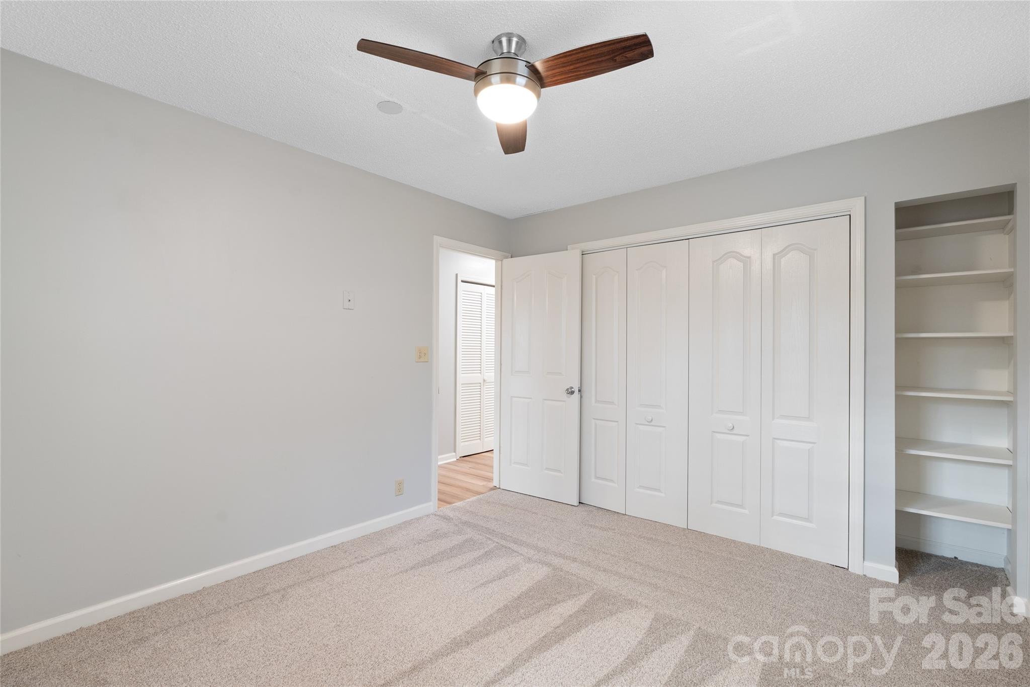 177 Country Road — Brevard