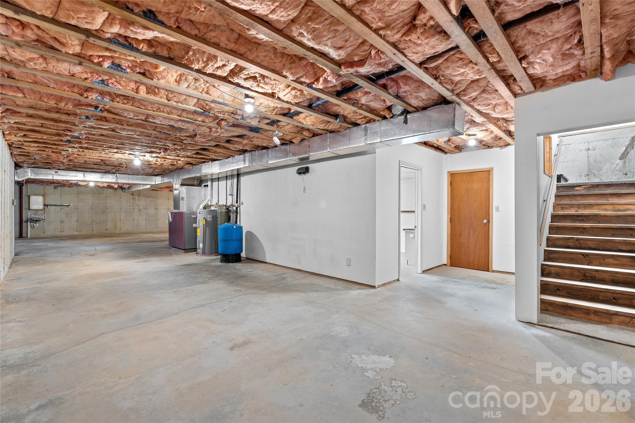 177 Country Road — Brevard