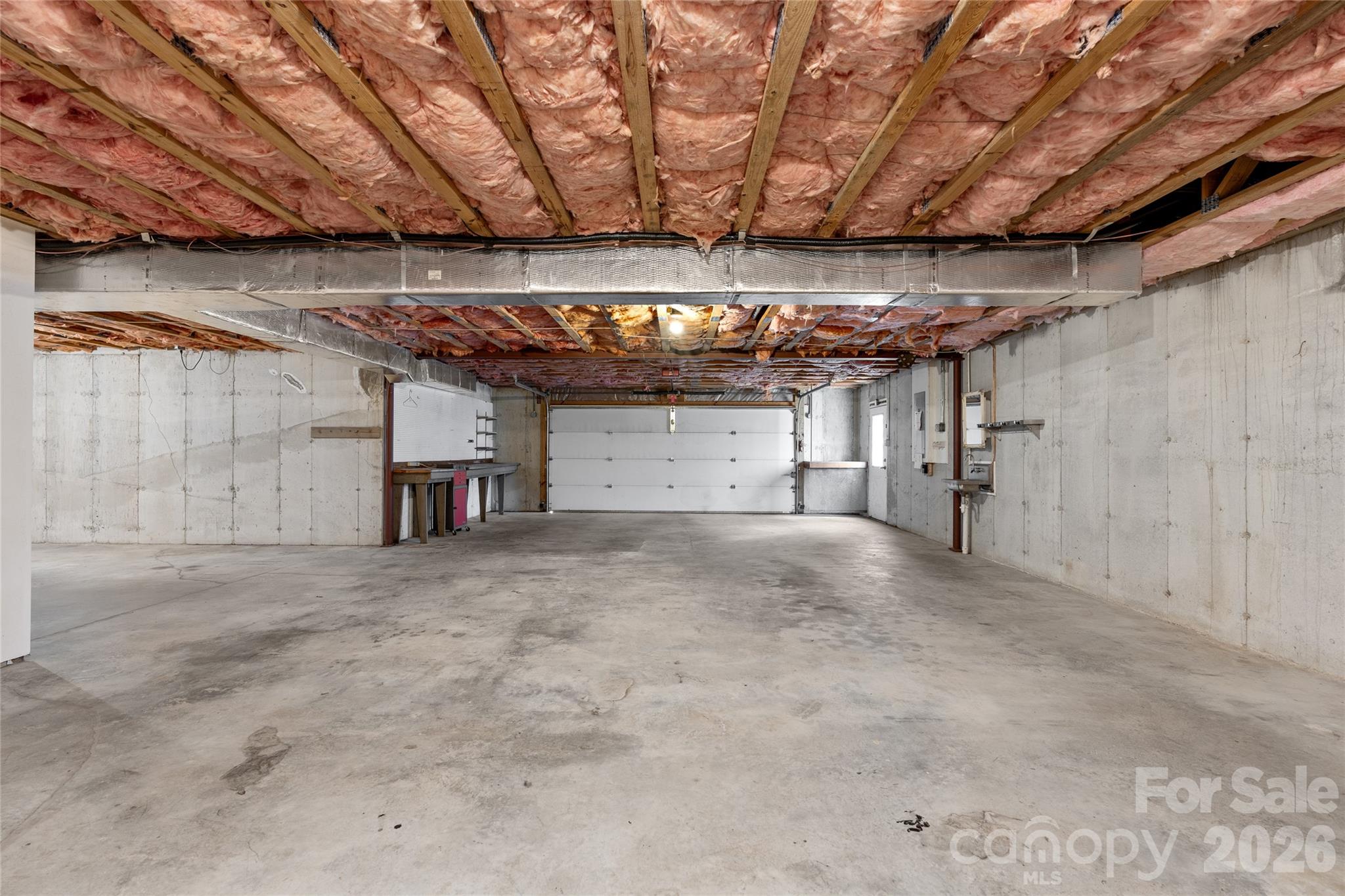177 Country Road — Brevard
