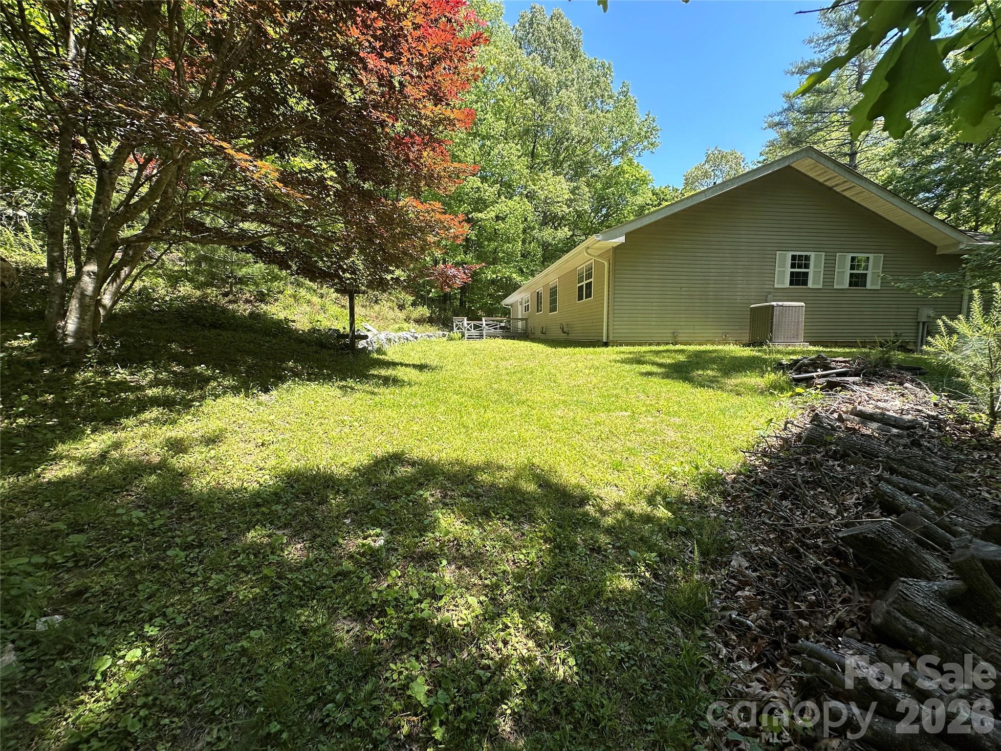 177 Country Road — Brevard