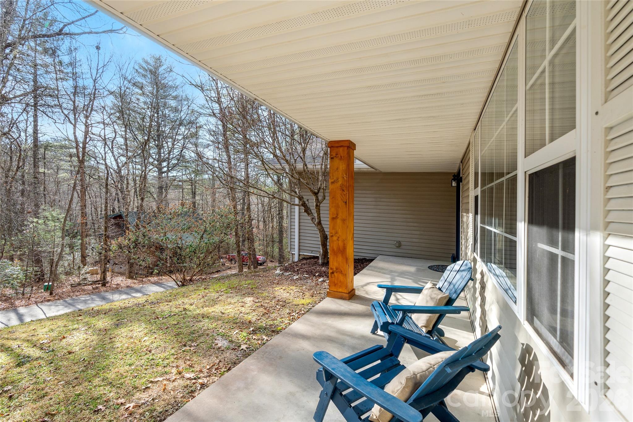 177 Country Road — Brevard
