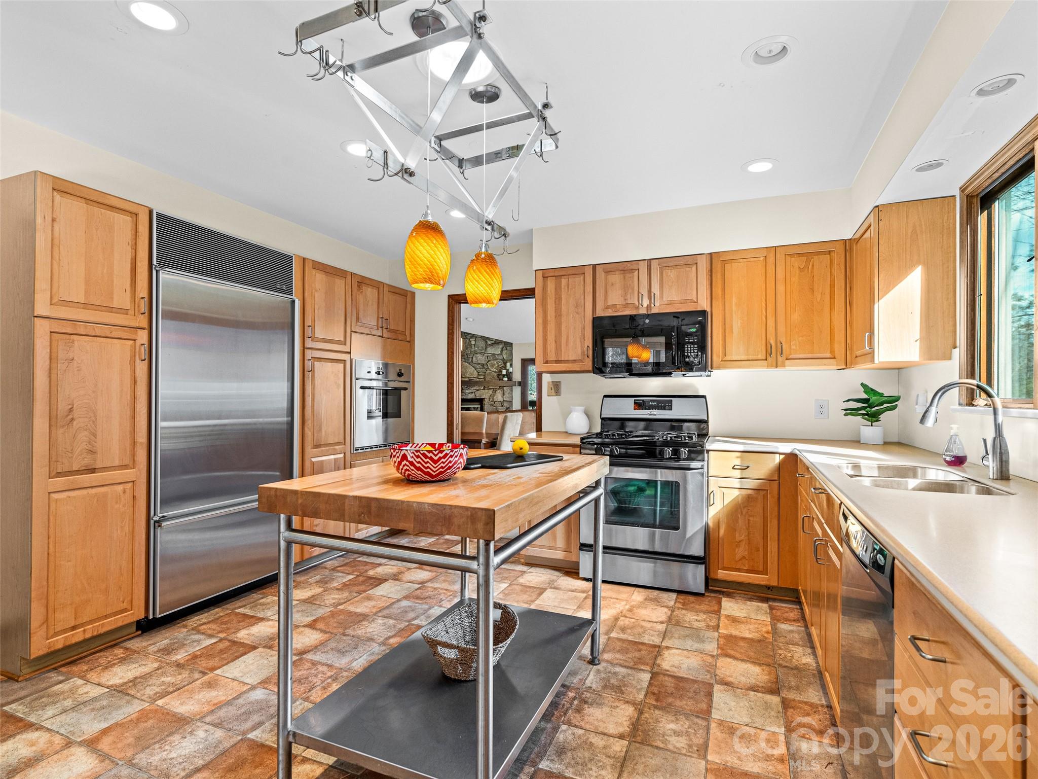 3802 Timber Trail — Asheville
