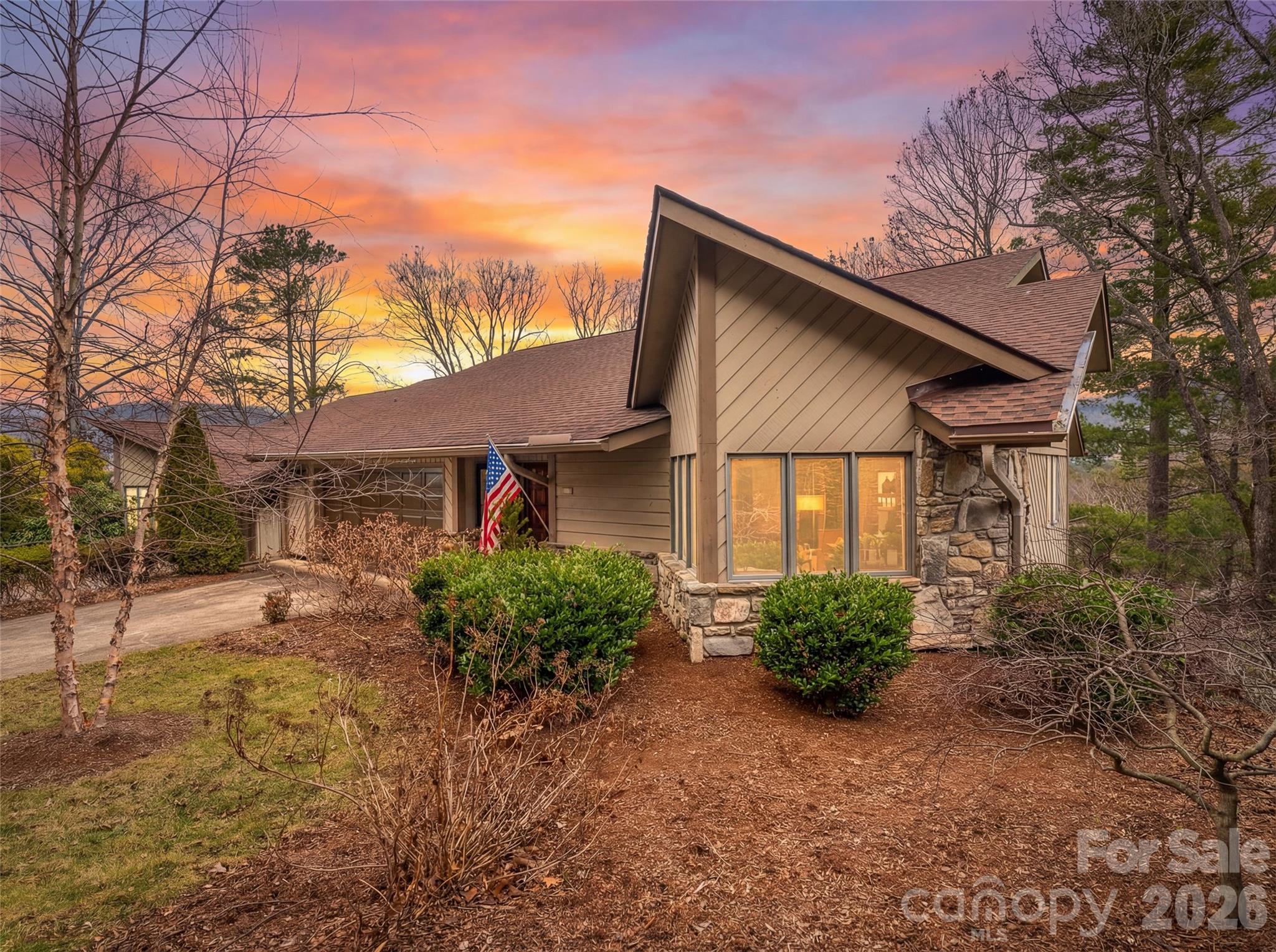 3802 Timber Trail — Asheville