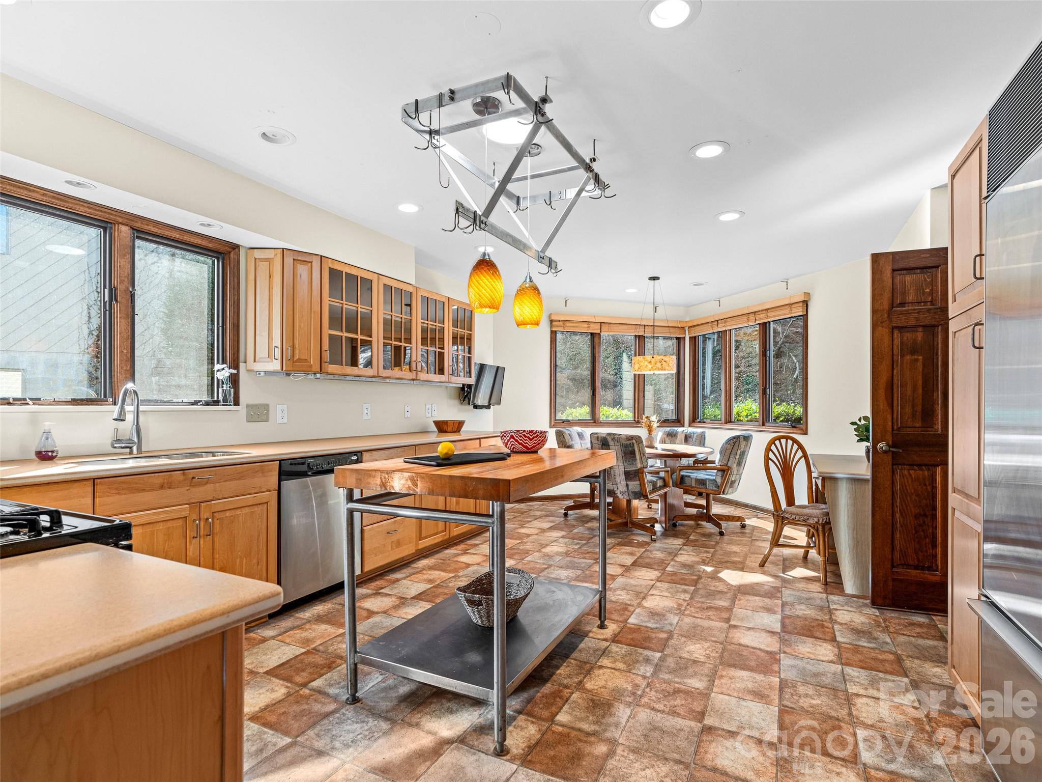 3802 Timber Trail — Asheville