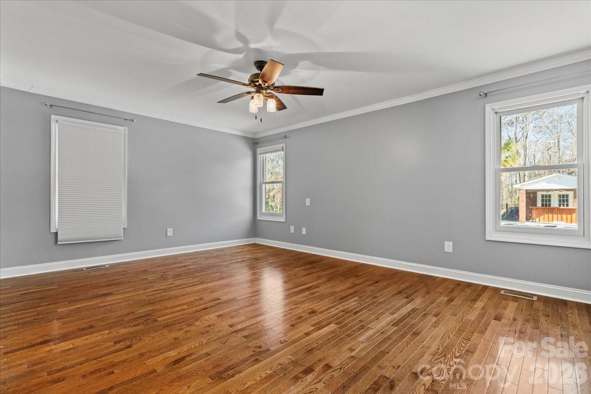 1935 Oakland Church Road — Chesterfield