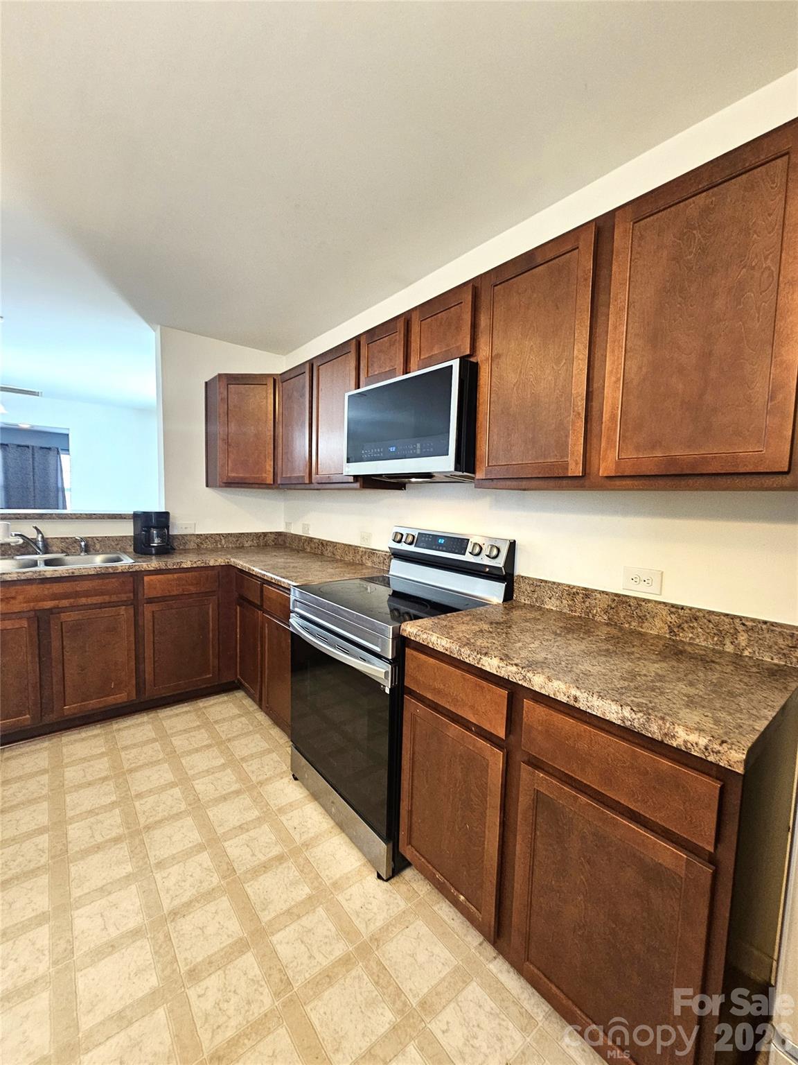 10703 Derryrush Drive — Charlotte