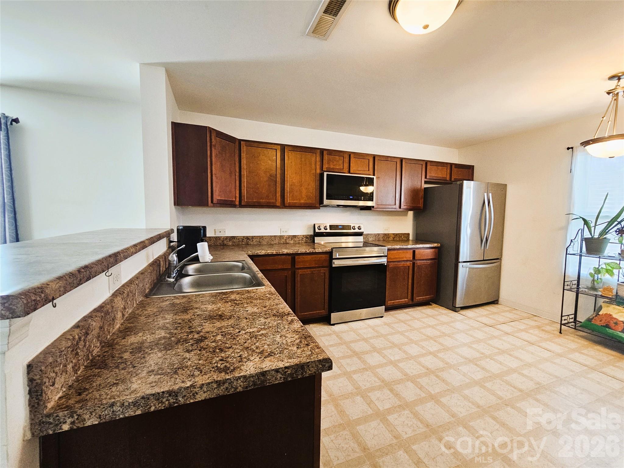 10703 Derryrush Drive — Charlotte