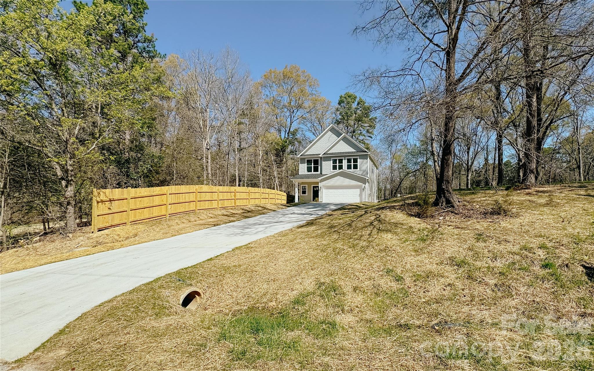 14139 Asbury Drive — Huntersville