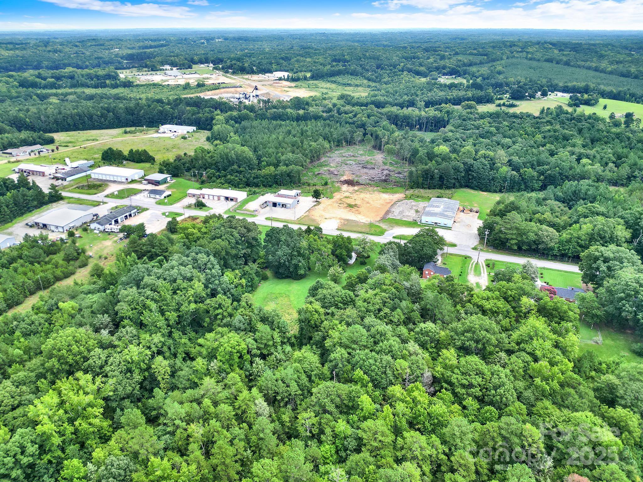 1670 Lynwood Drive — Lancaster