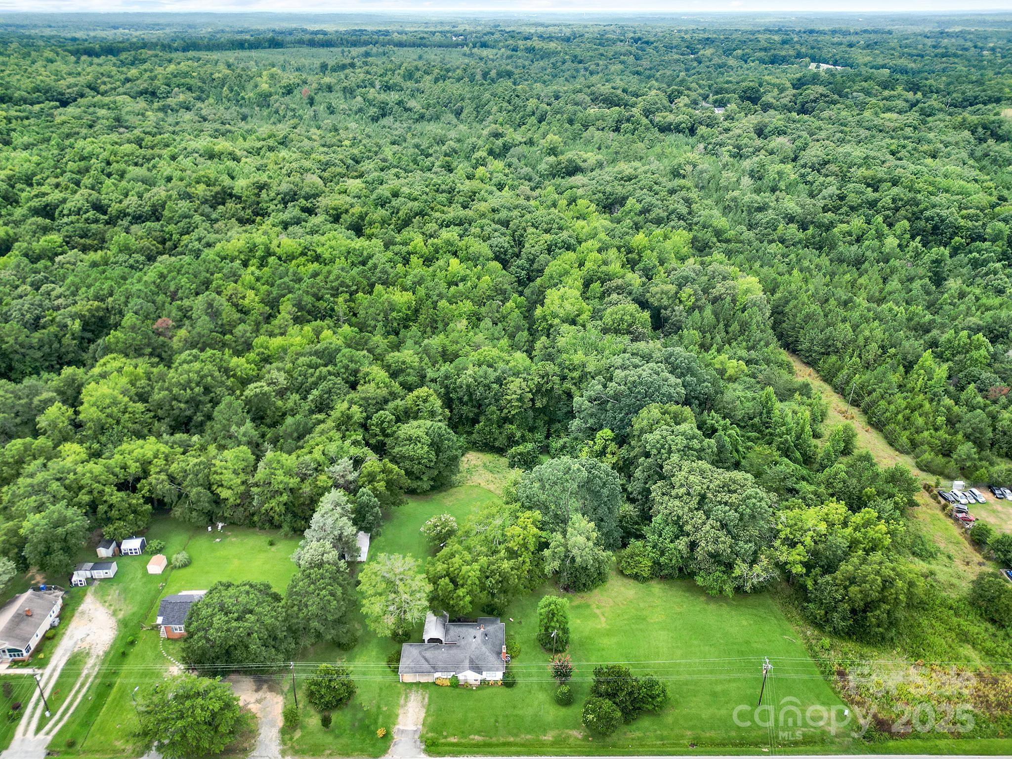1670 Lynwood Drive — Lancaster