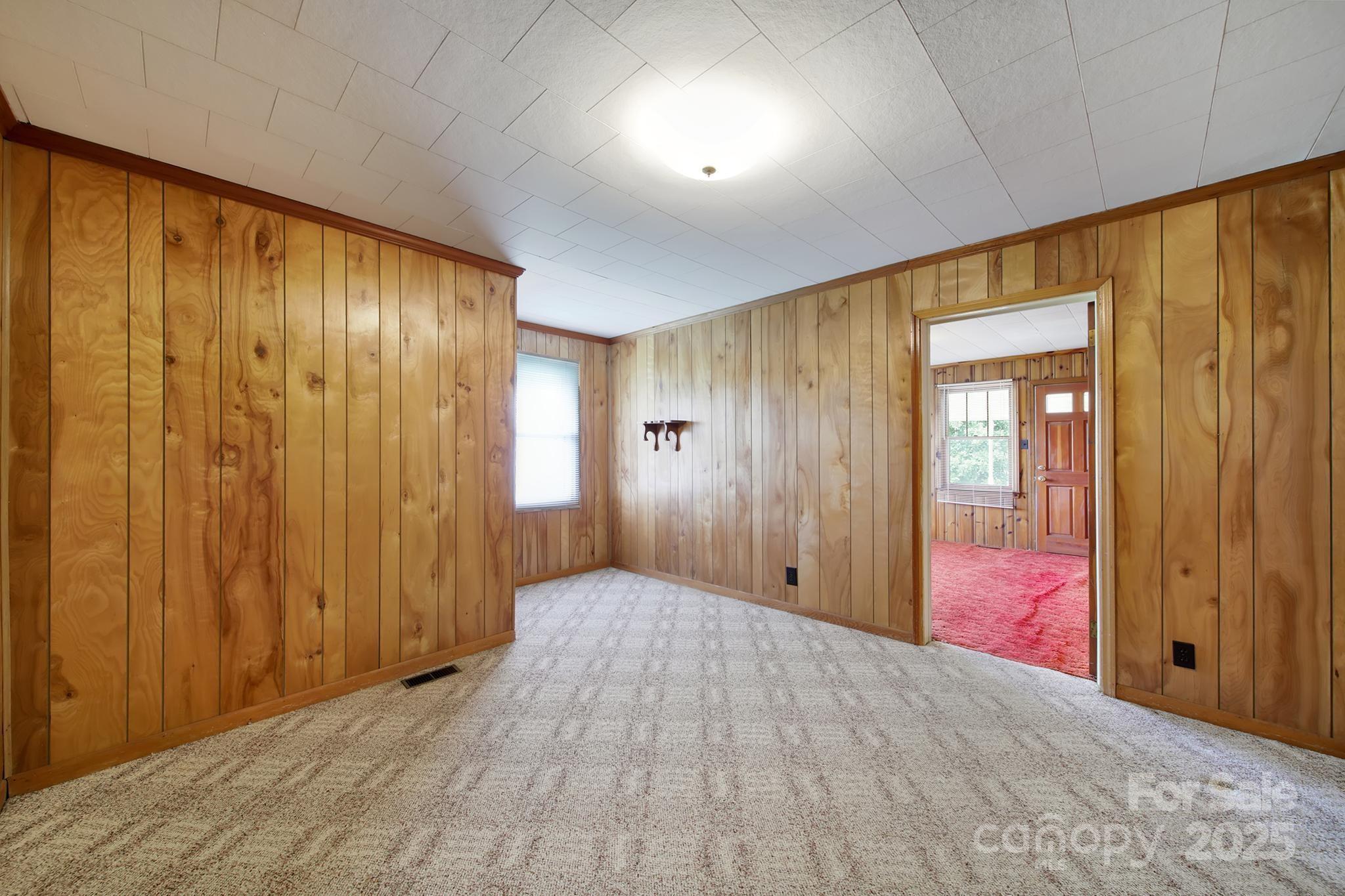 1670 Lynwood Drive — Lancaster