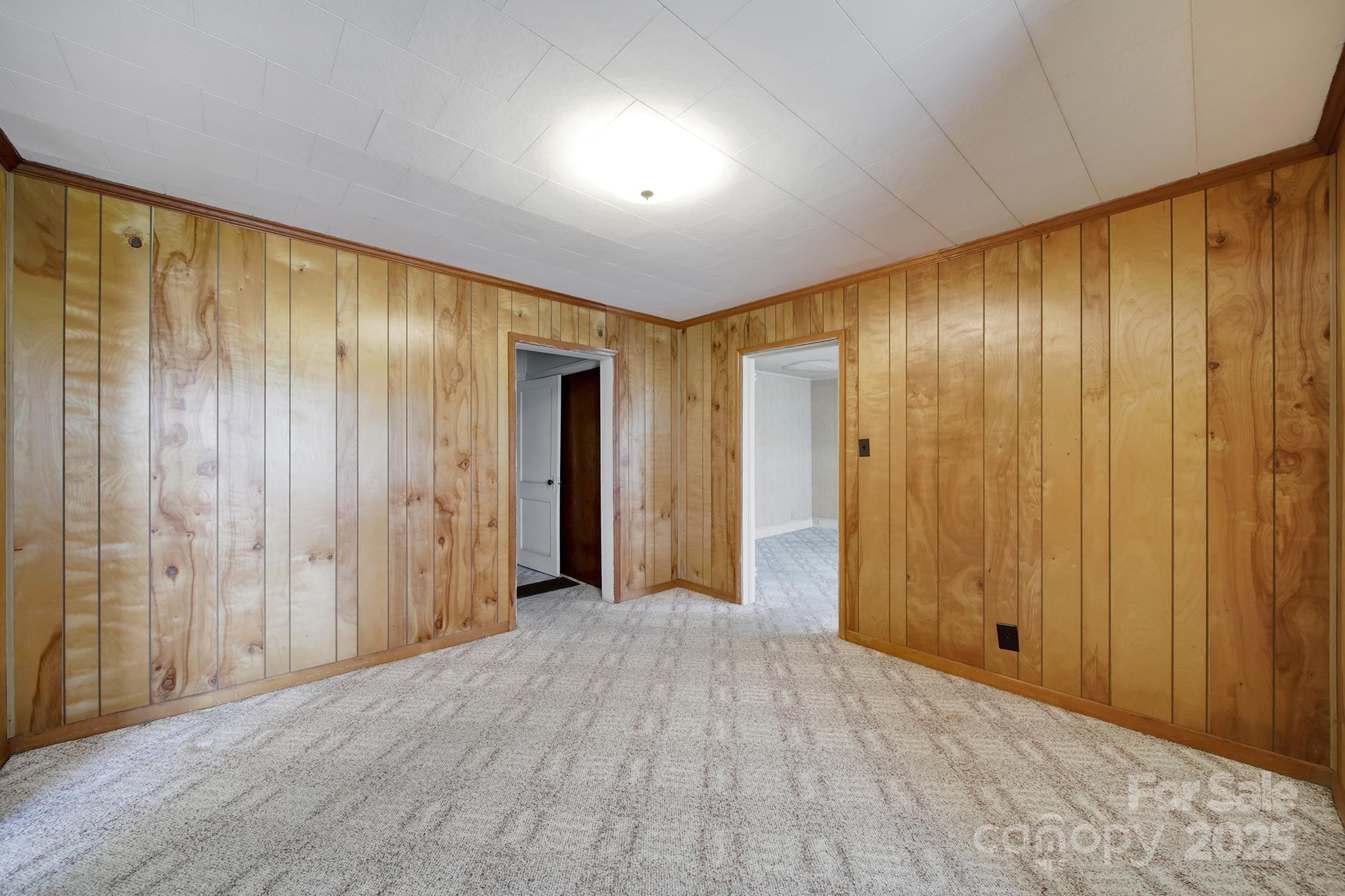1670 Lynwood Drive — Lancaster