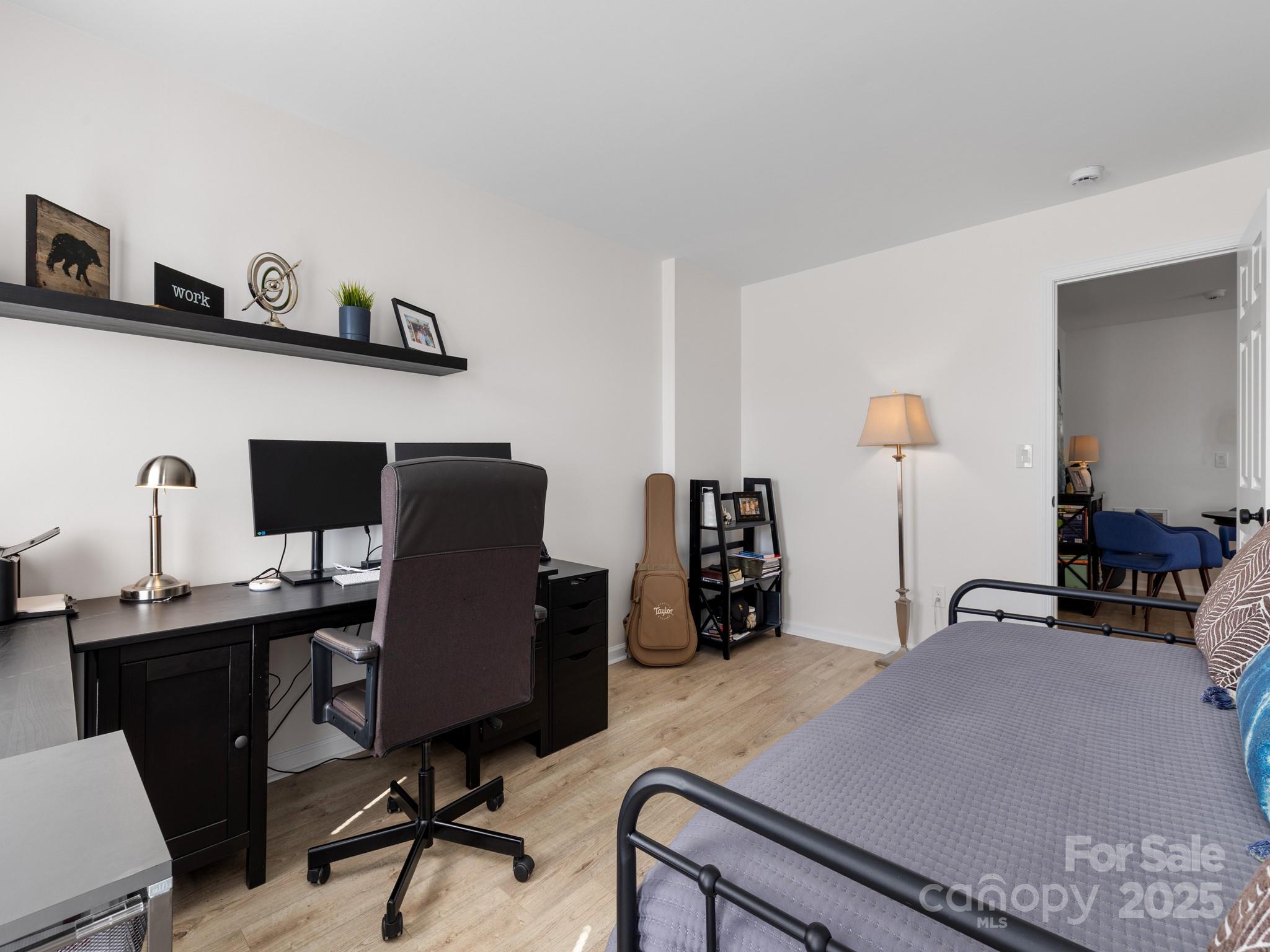 4022 Carl Parmer Drive — Harrisburg