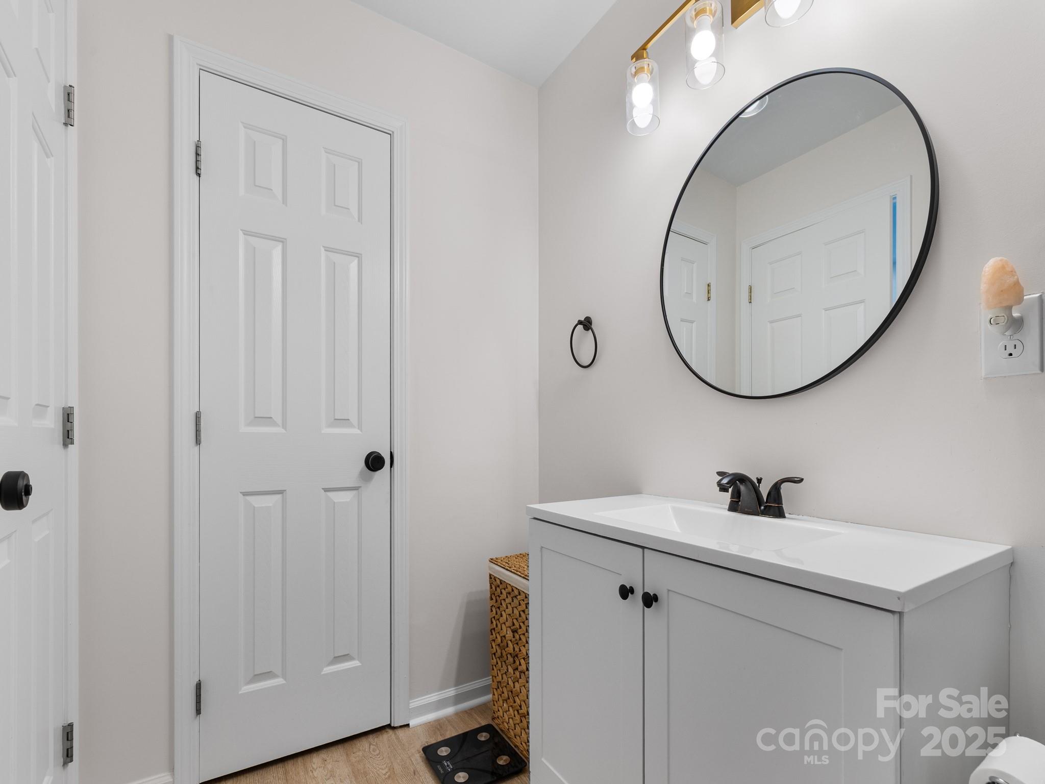 4022 Carl Parmer Drive — Harrisburg