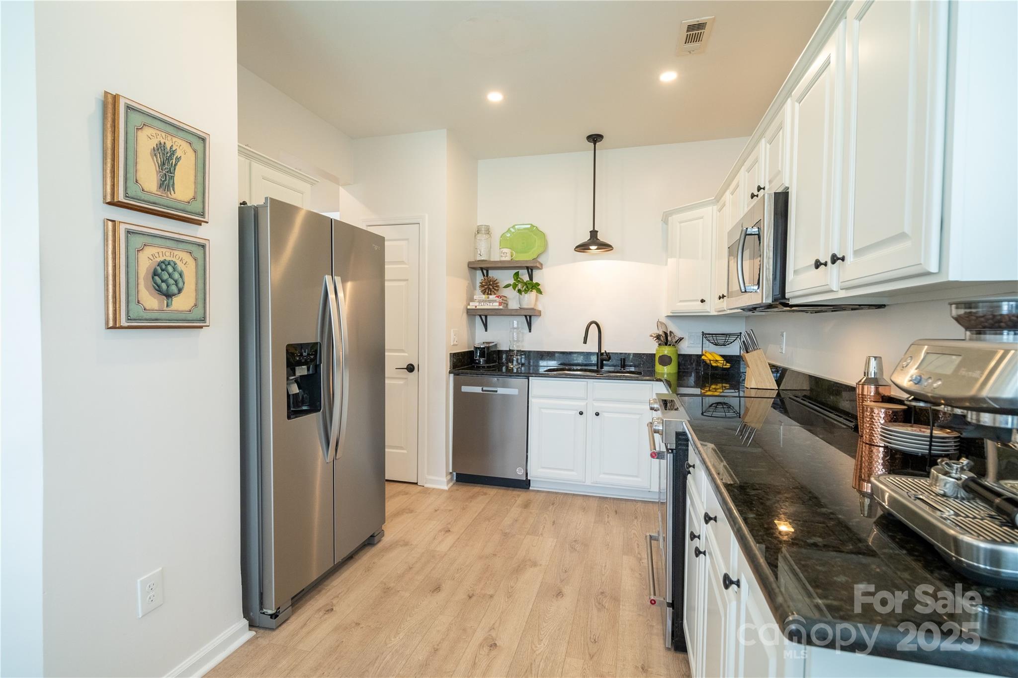 4022 Carl Parmer Drive — Harrisburg