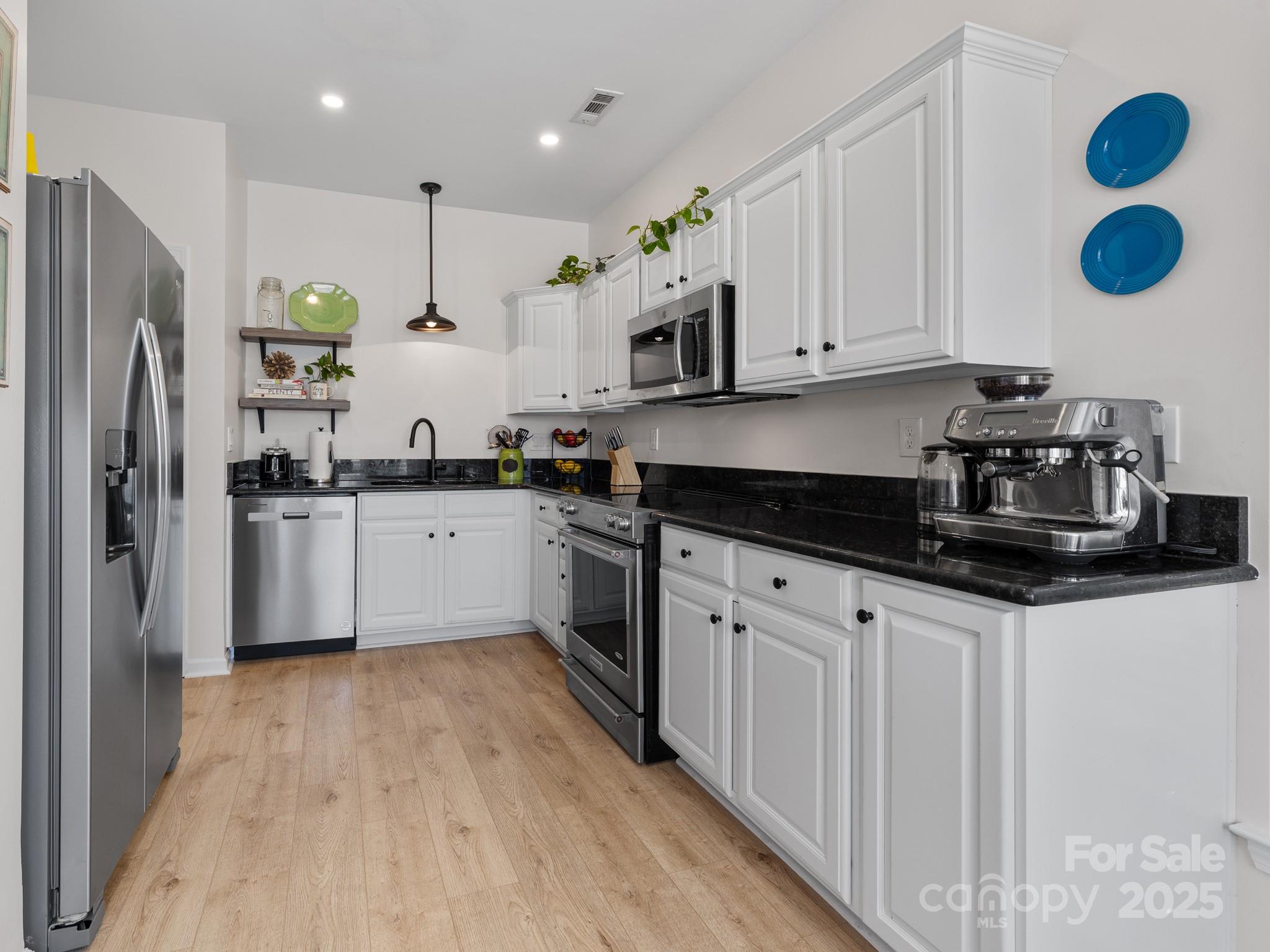 4022 Carl Parmer Drive — Harrisburg