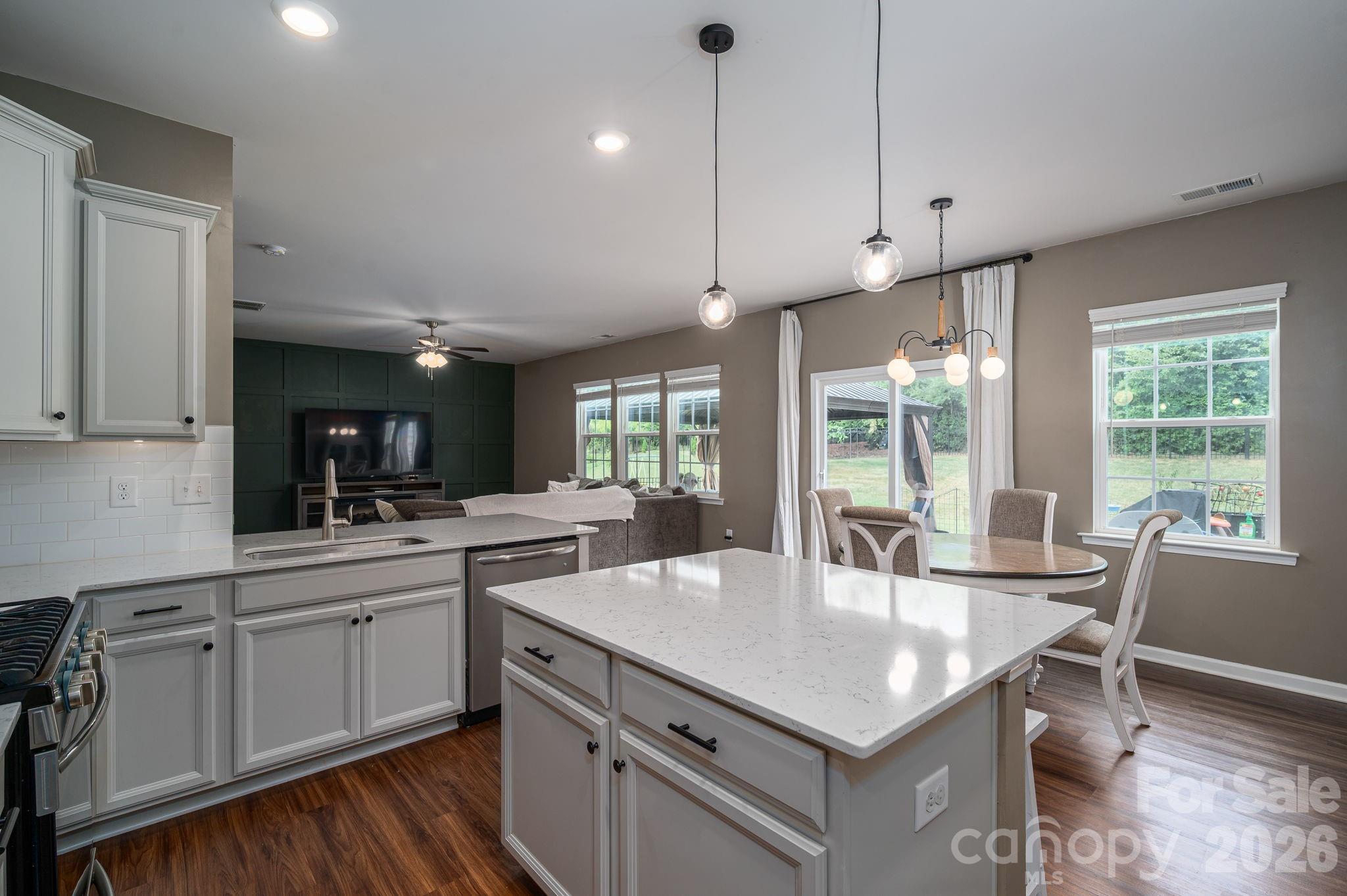 2643 Swamp Chestnut Oak Drive — Gastonia