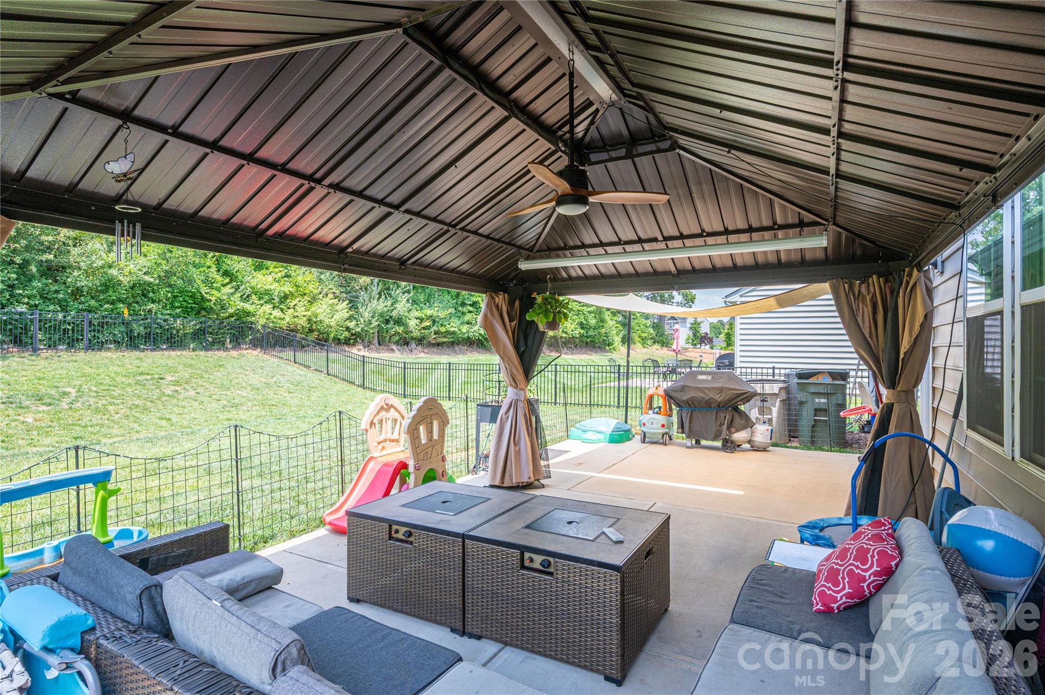 2643 Swamp Chestnut Oak Drive — Gastonia