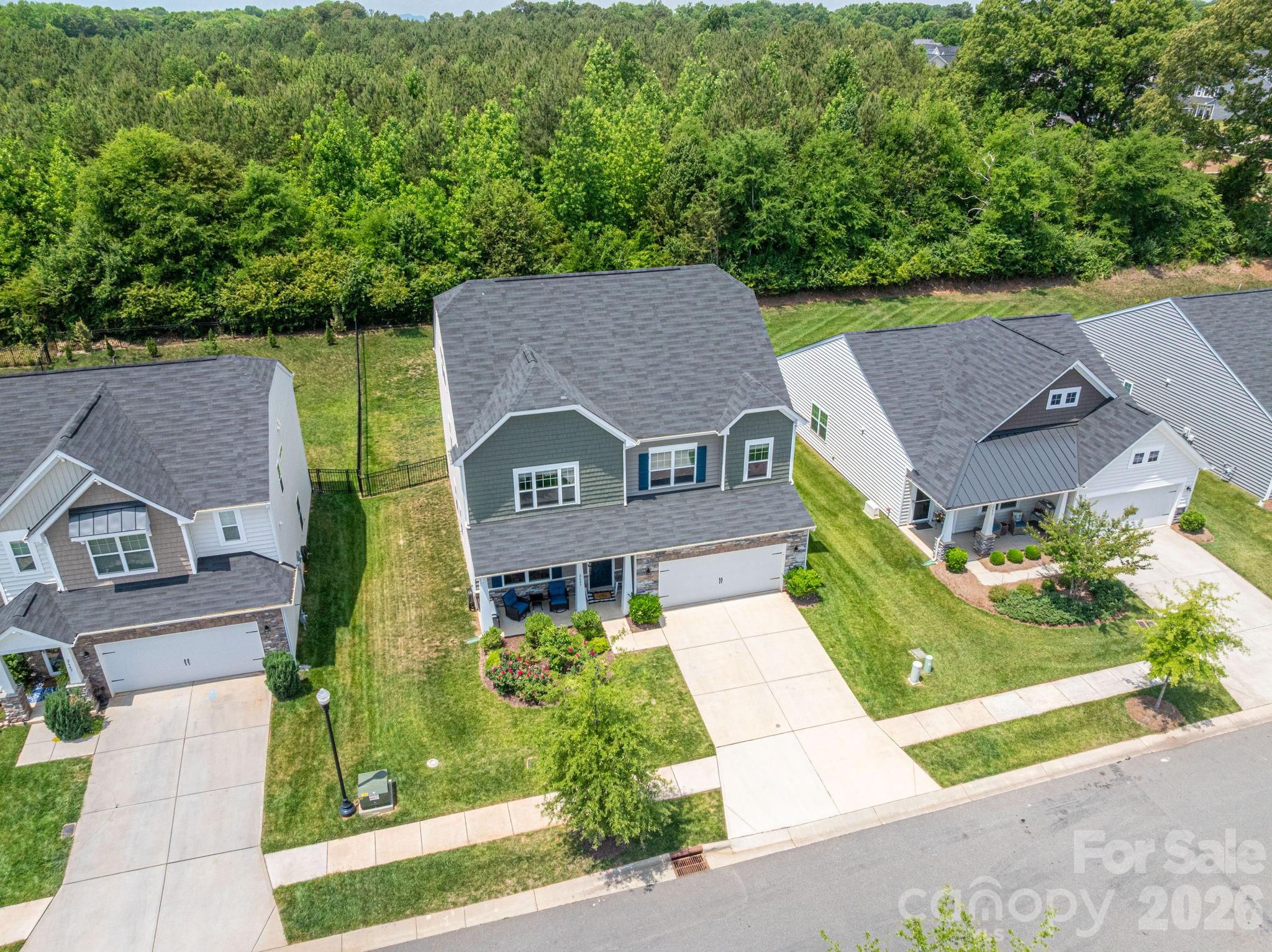 2643 Swamp Chestnut Oak Drive — Gastonia