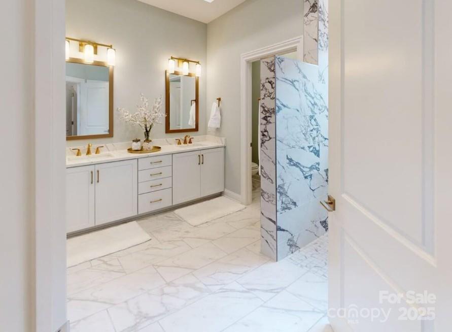 4172 Creek Bridge Circle — Charlotte