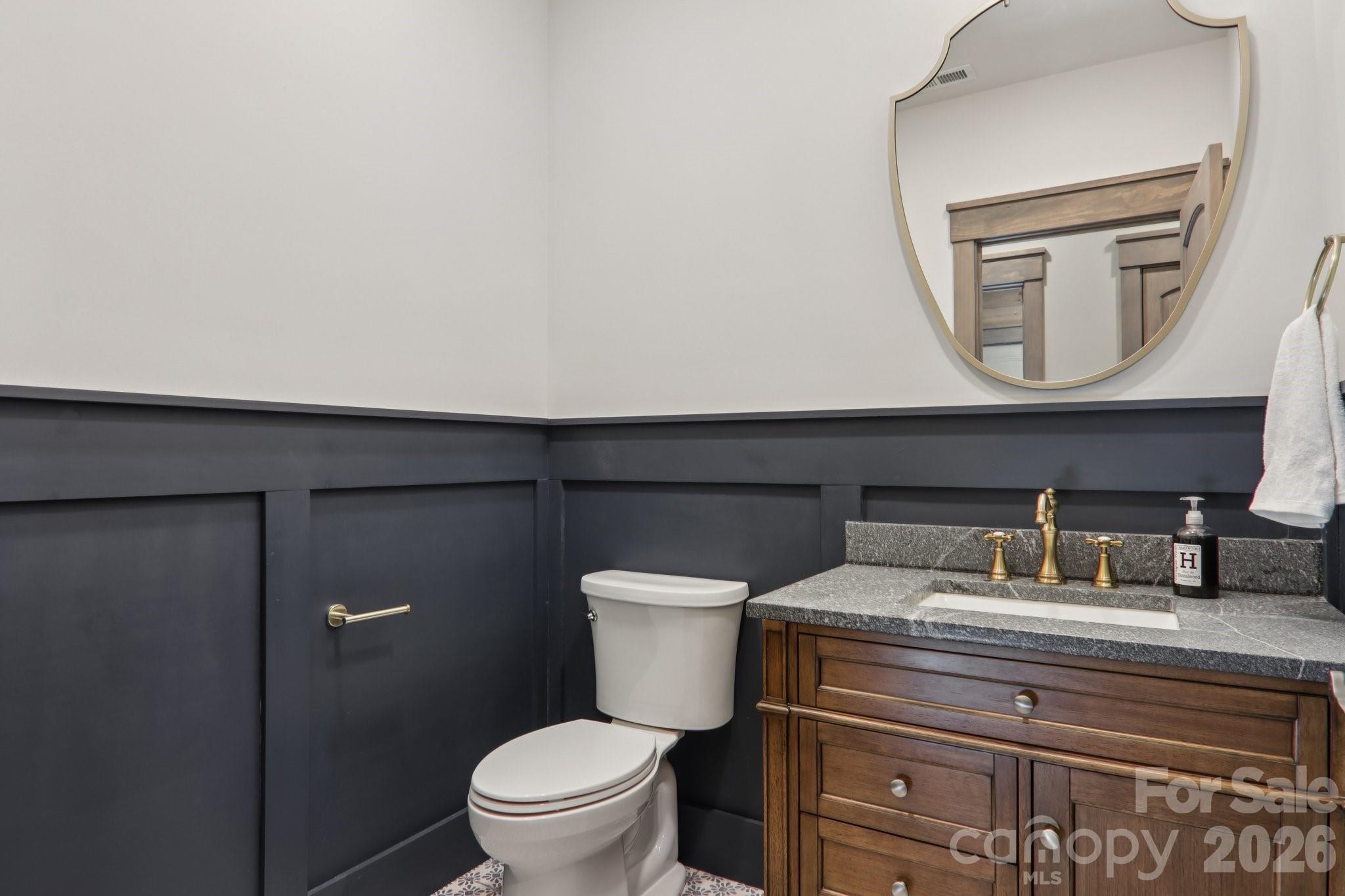 102 Iga Trail — Maggie Valley