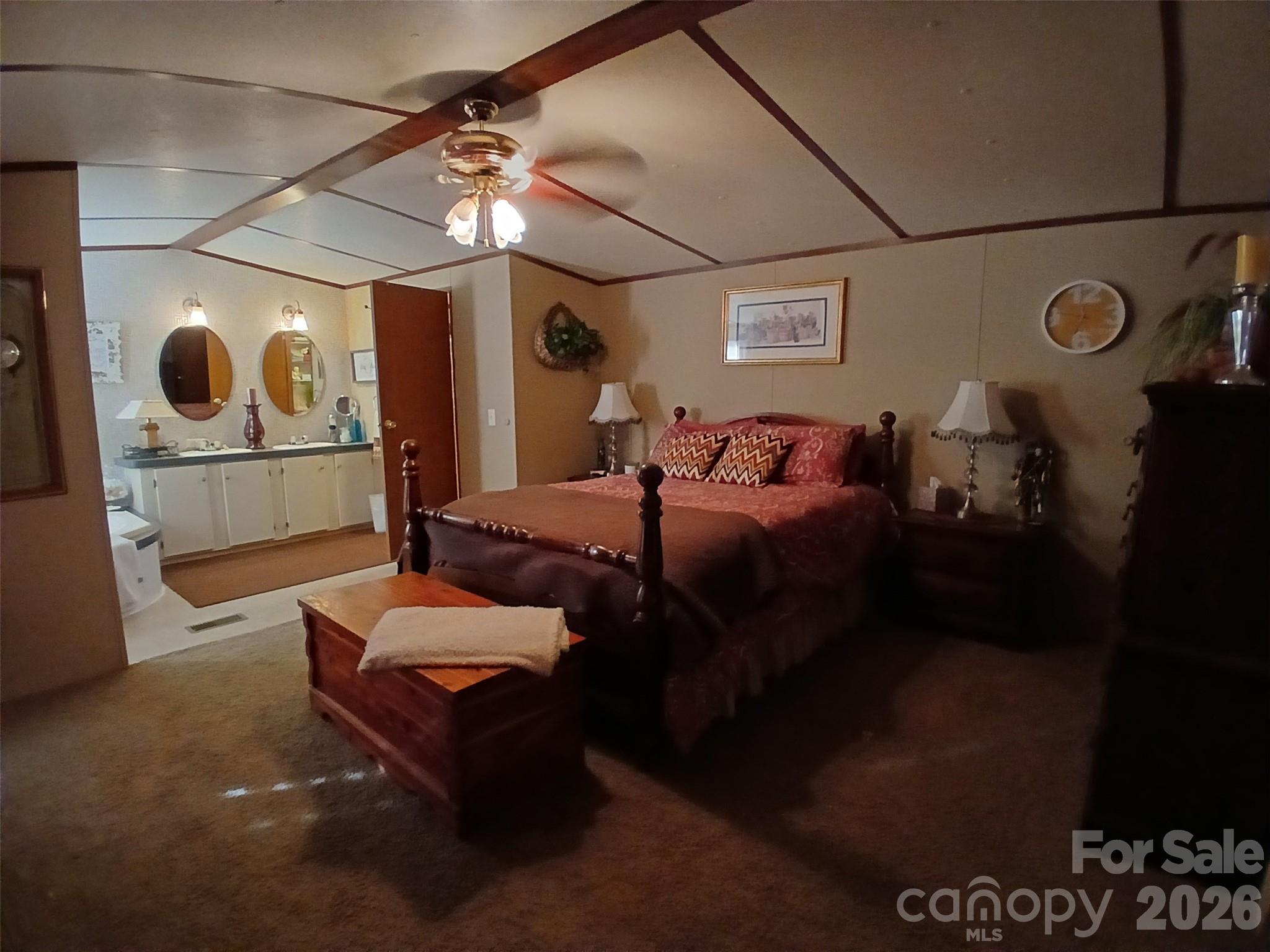 2157 Ross Cauthen Road — Lancaster