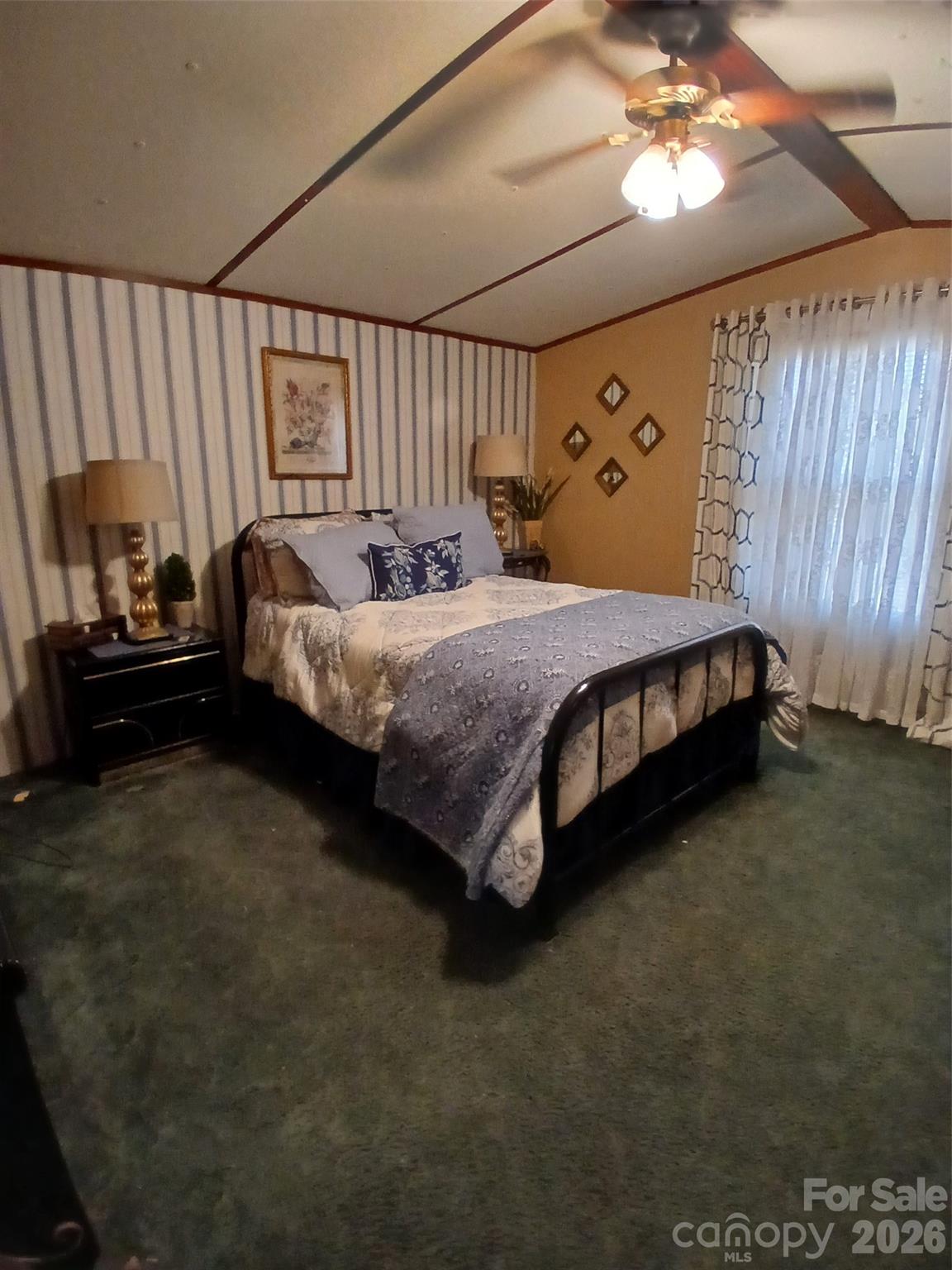 2157 Ross Cauthen Road — Lancaster