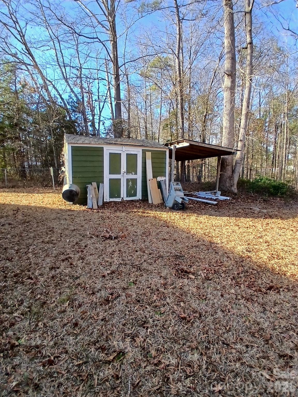 2157 Ross Cauthen Road — Lancaster