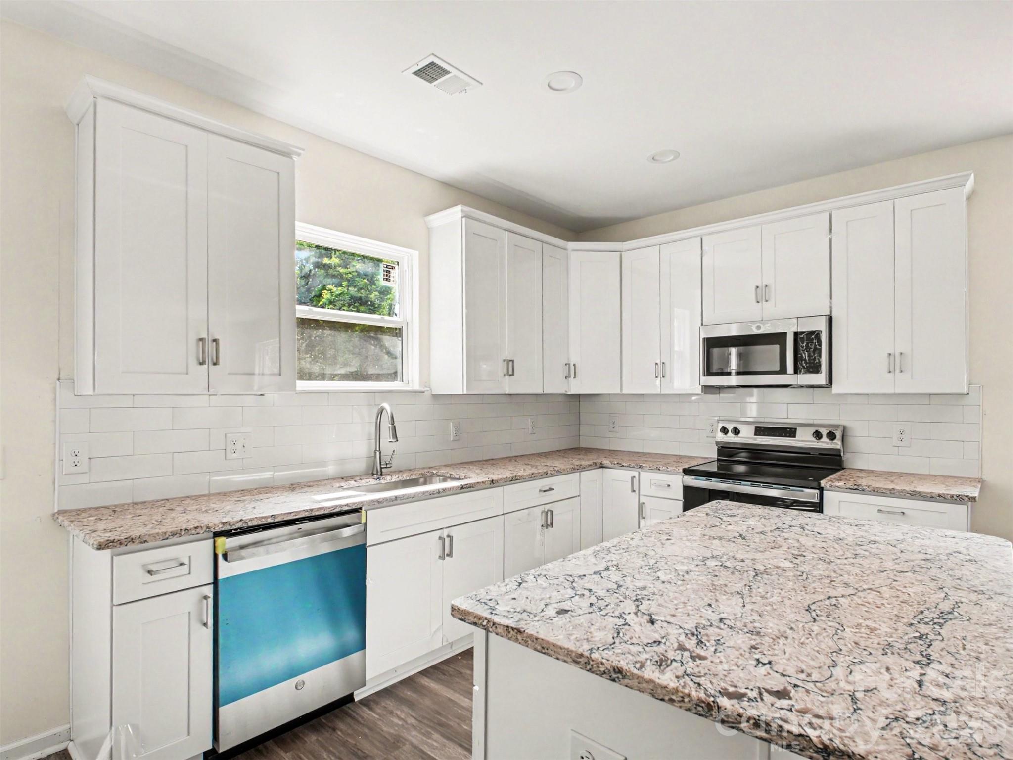 113 W Spencer Street — East Spencer
