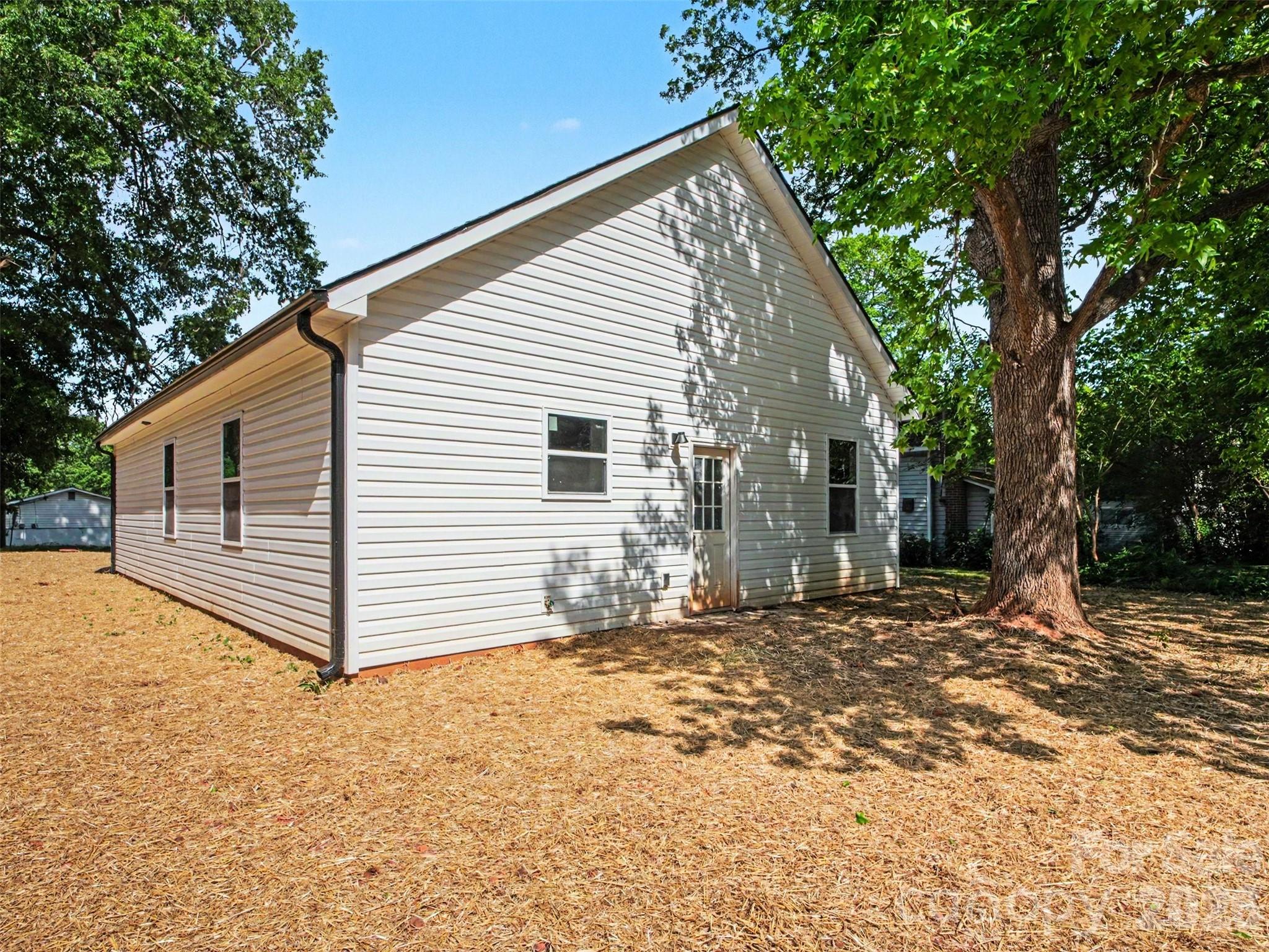 113 W Spencer Street — East Spencer