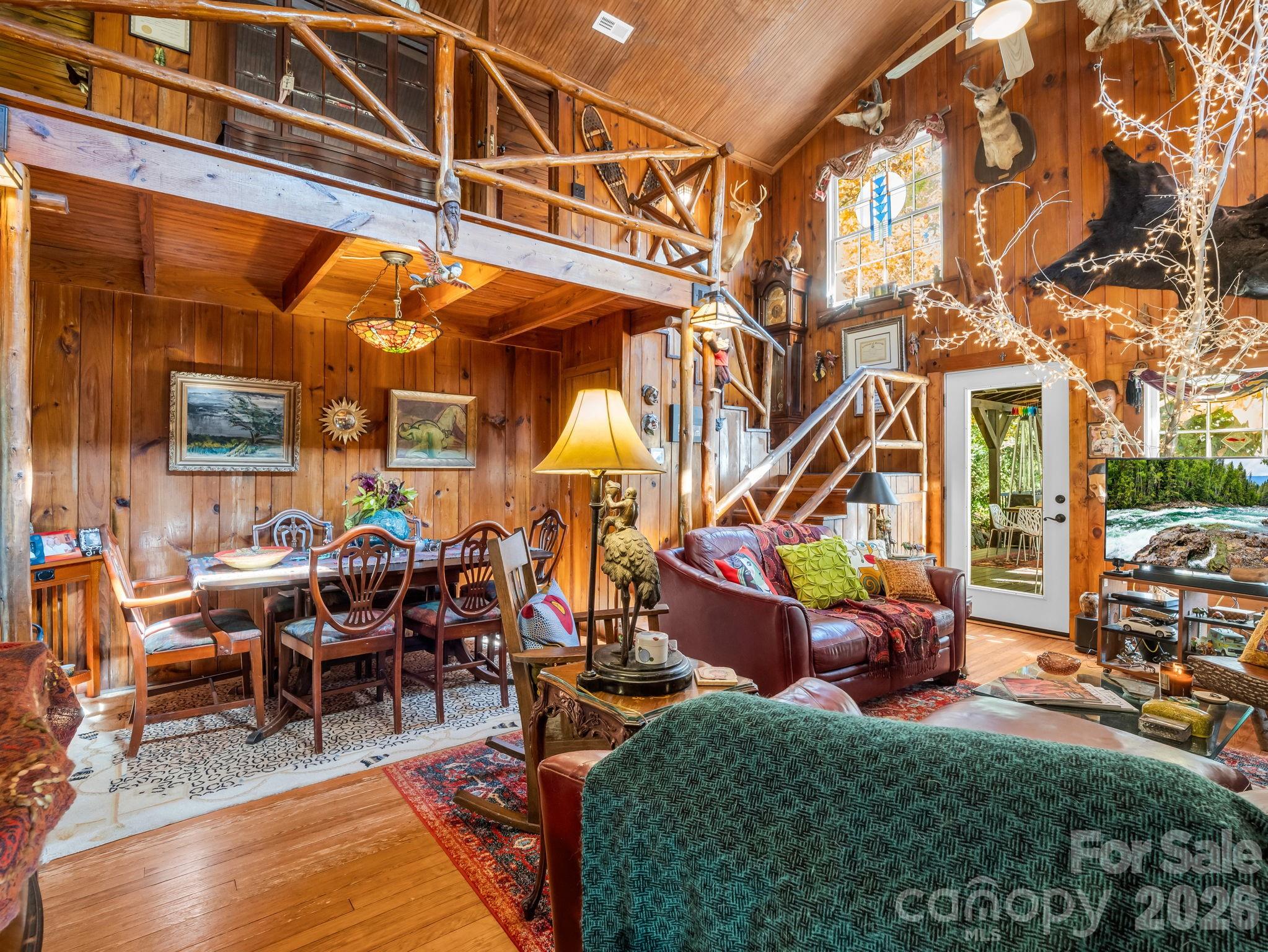 712 Main Street — Chimney Rock