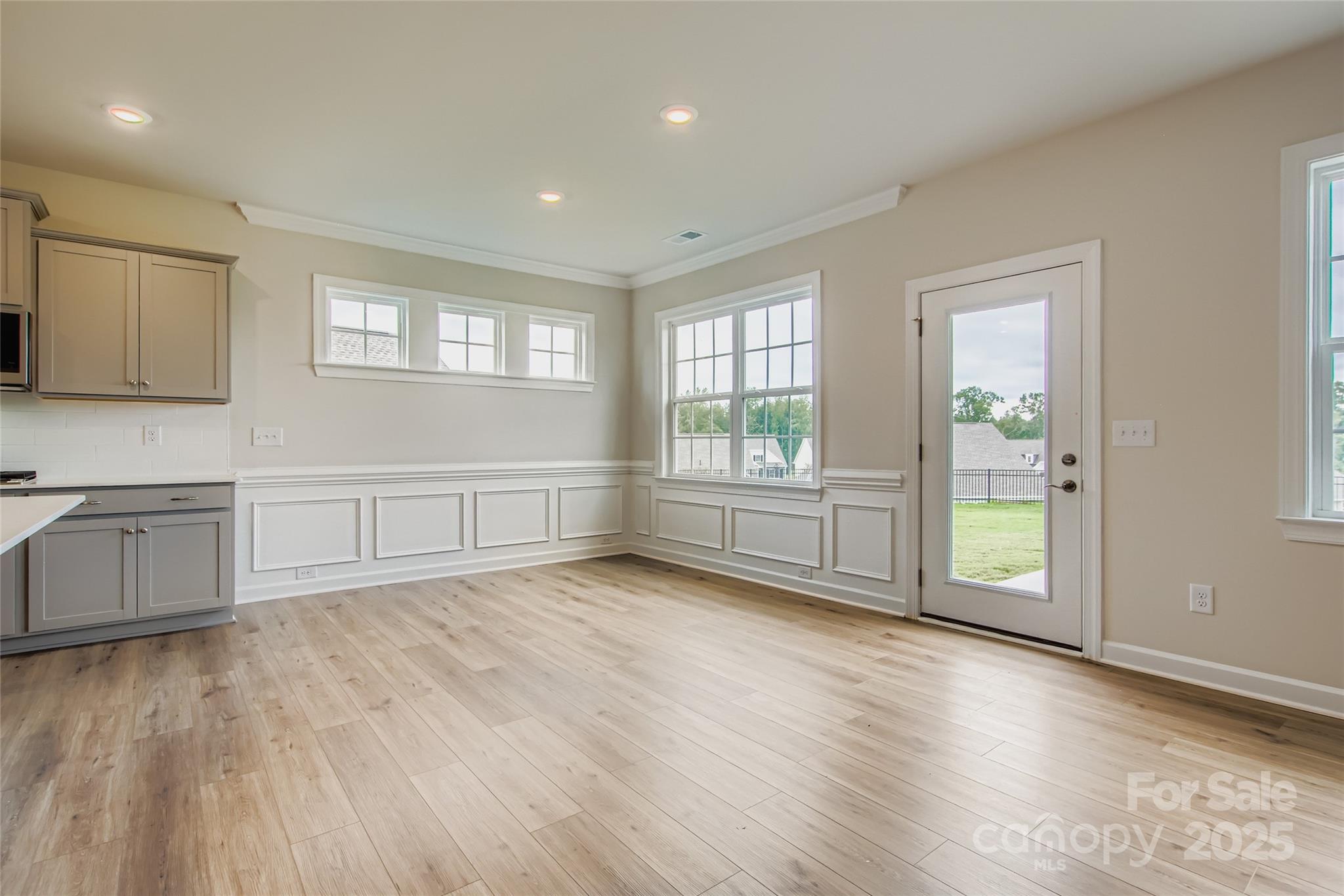 2255 Moon Crest Road #137 — Lancaster