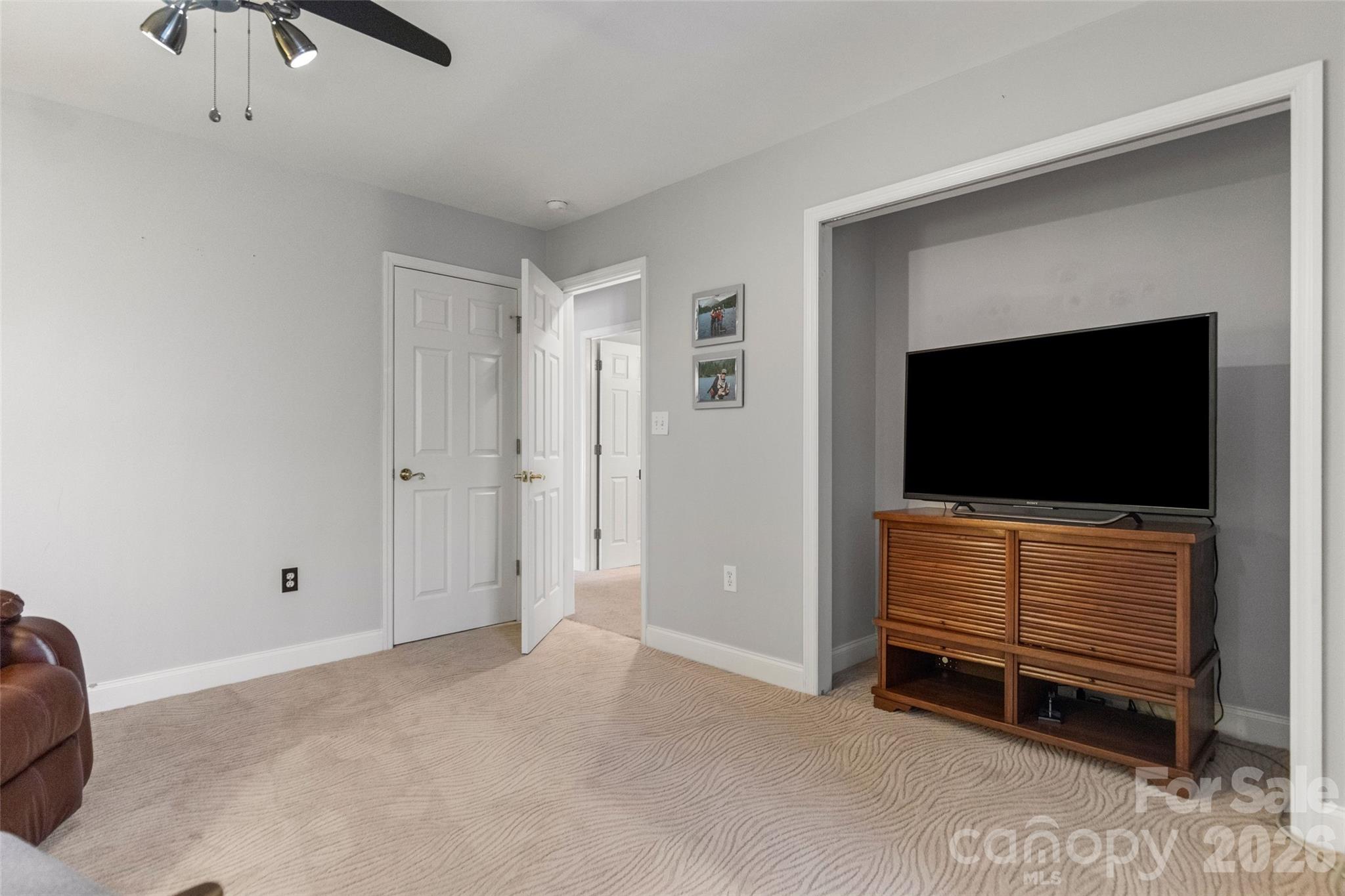 30 Winged Foot Court — Spartanburg
